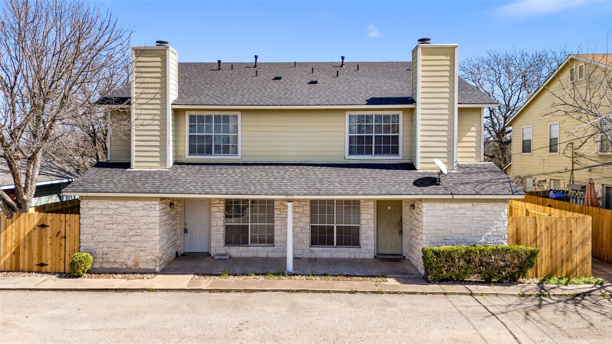 2203 Creekside Ln, Georgetown, TX 78626