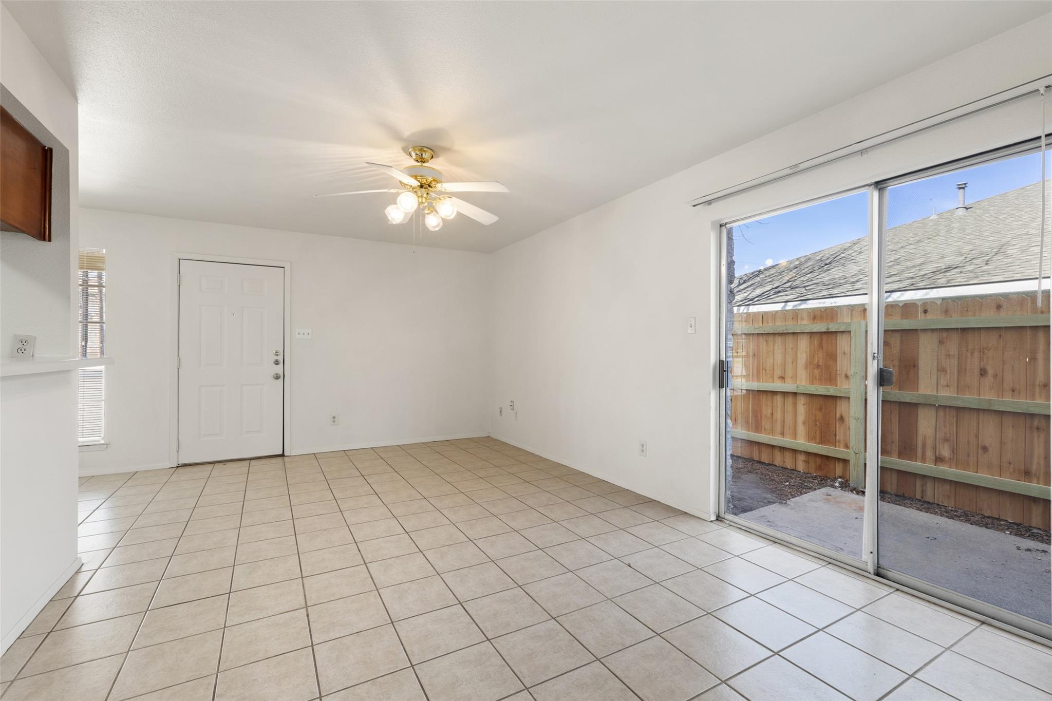 2203 Creekside Ln, Georgetown, TX 78626