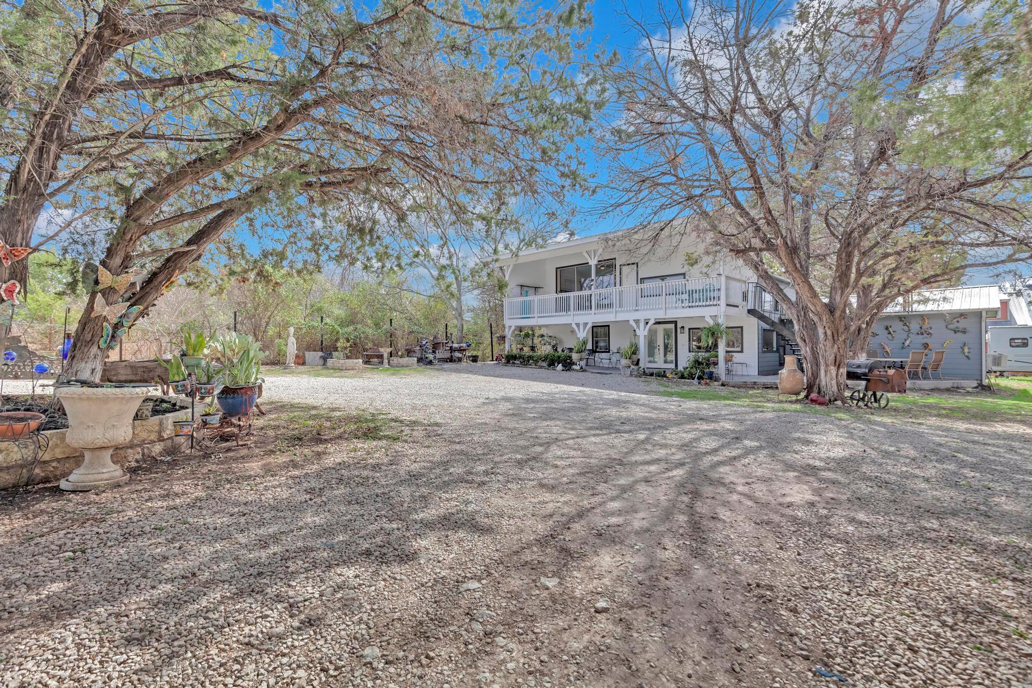 23505 Fulkes Ln, Leander, TX 78641