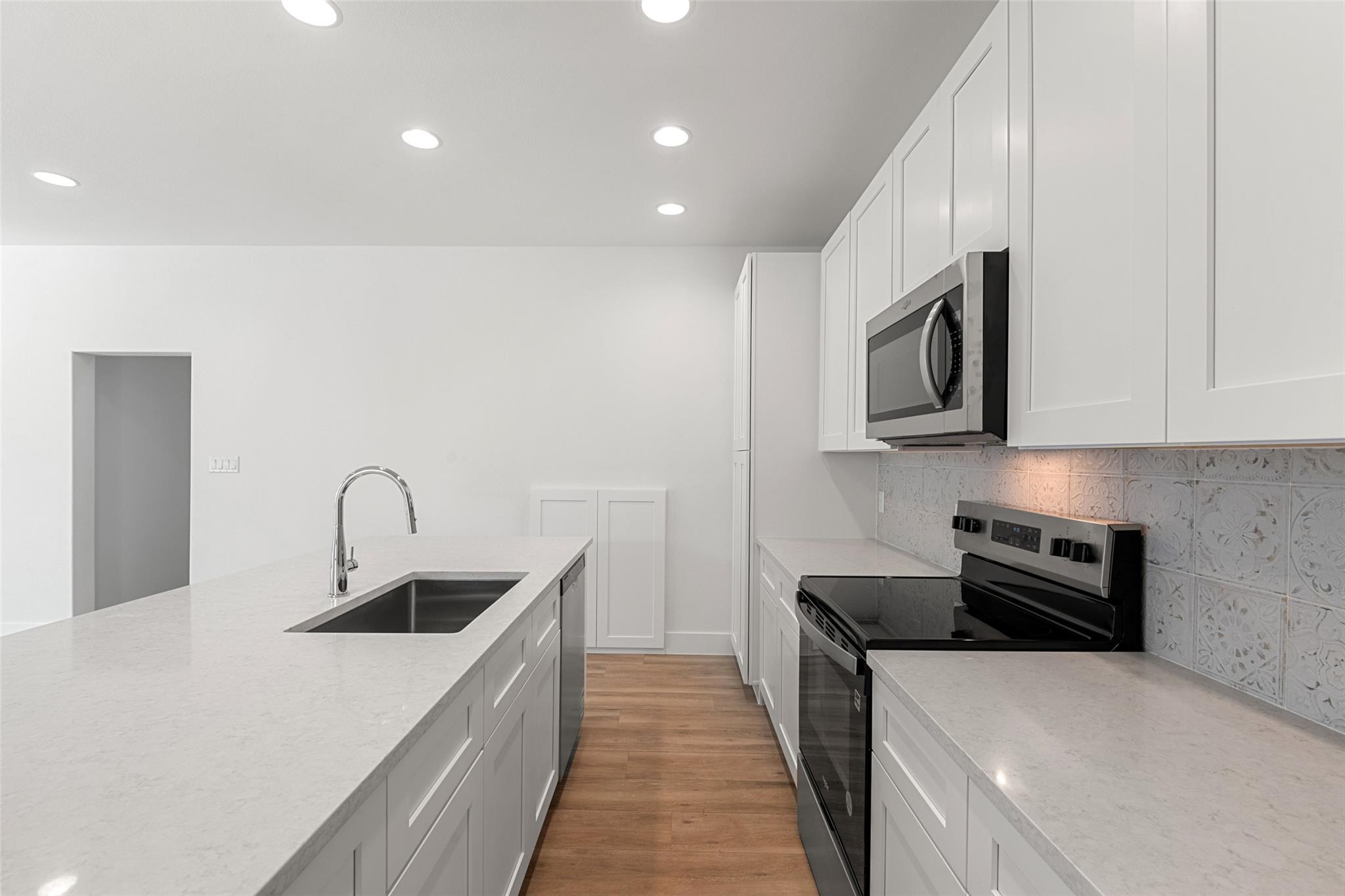 711 N Paleface Ranch Rd # 3, Spicewood, TX 78669