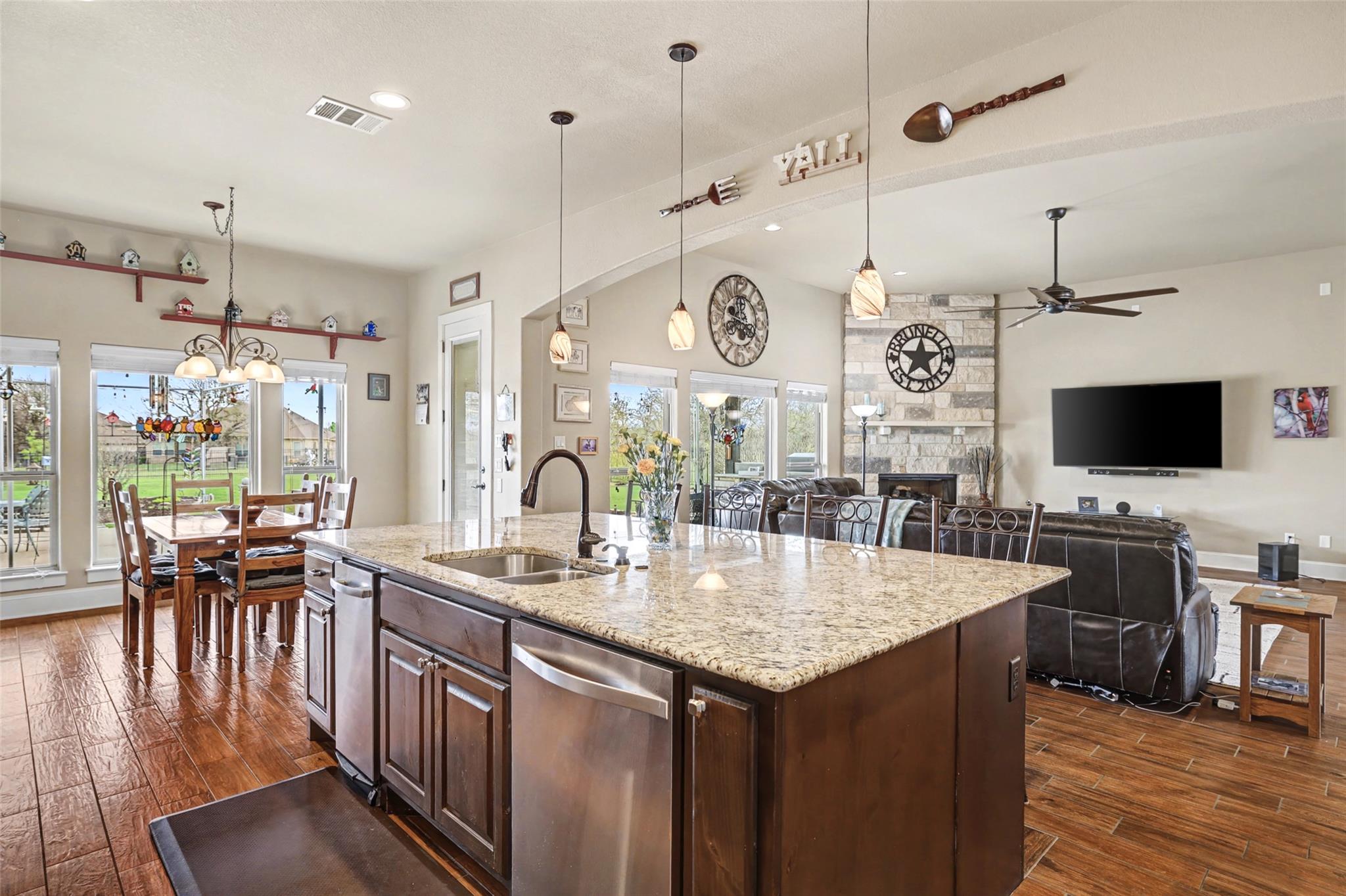 113 Camp Verde Dr, Georgetown, TX 78633