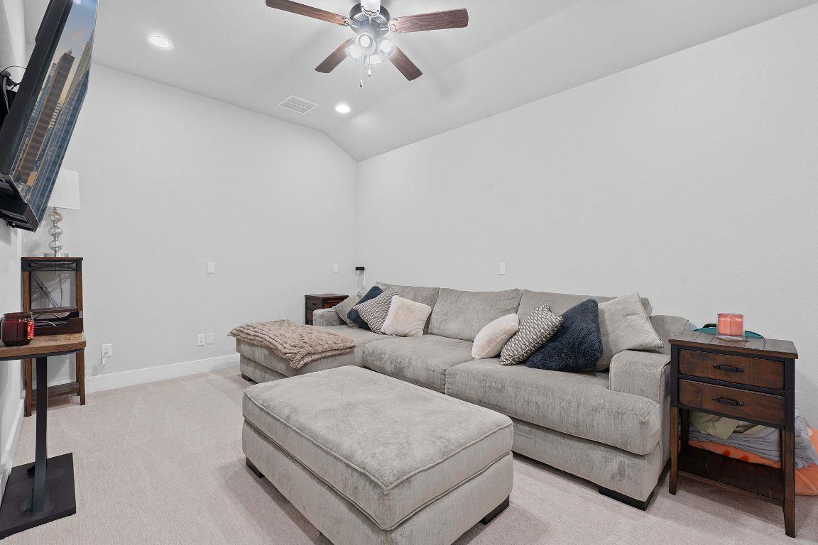 159 Raptor Beak Way, Cedar Creek, TX 78612