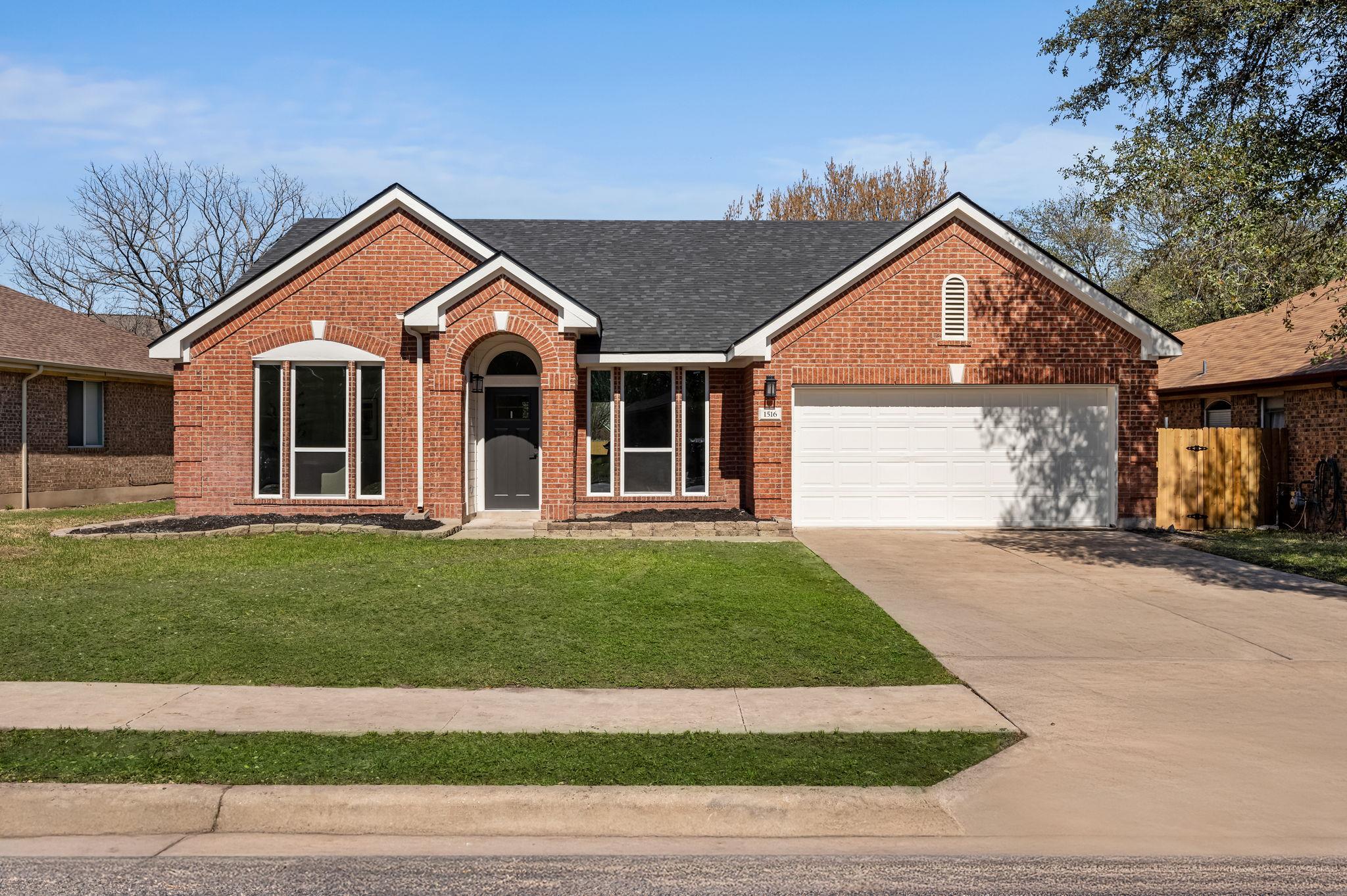 1516 Natural Bridge Ln, Pflugerville, TX 78660