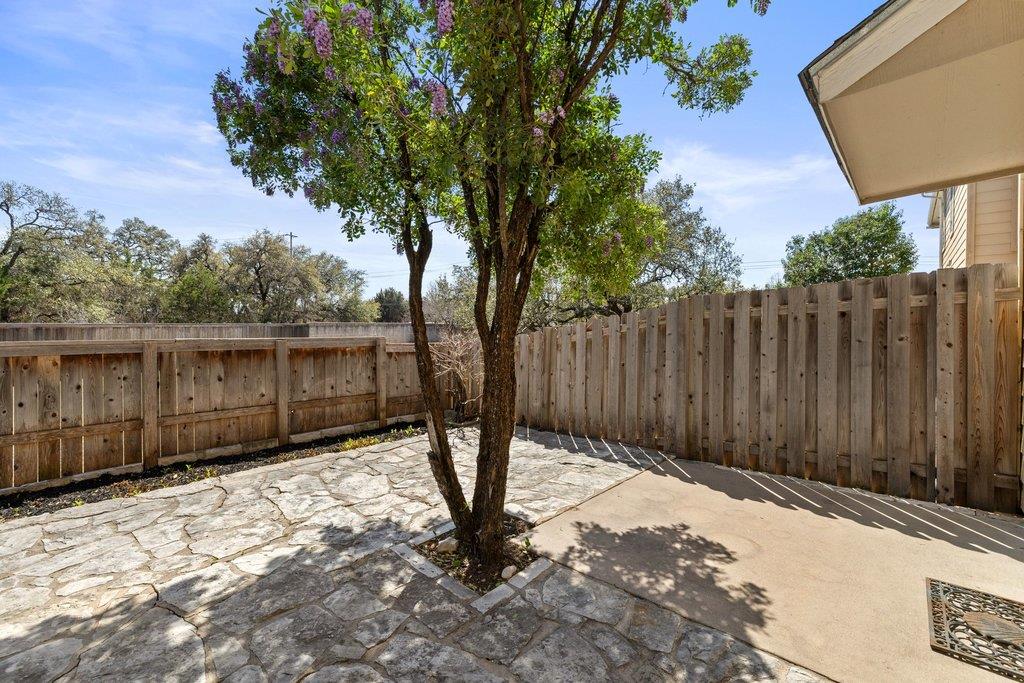 4620 W William Cannon Dr # 4, Austin, TX 78749