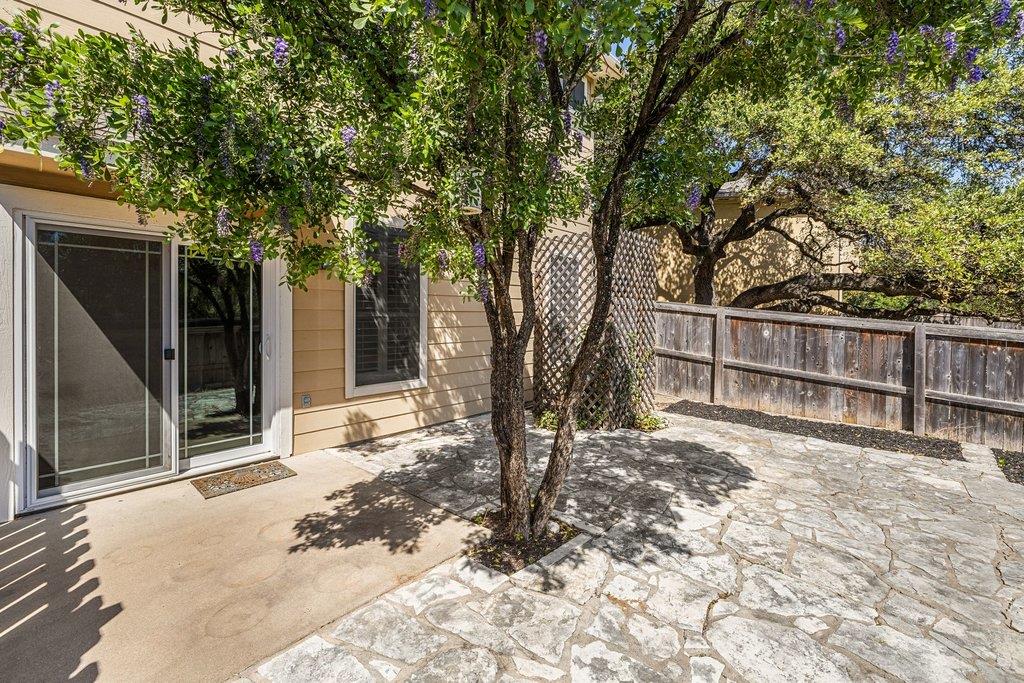 4620 W William Cannon Dr # 4, Austin, TX 78749