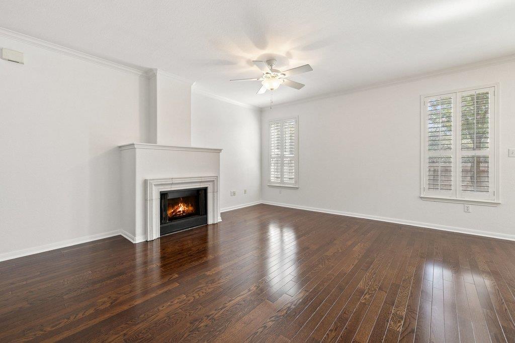 4620 W William Cannon Dr # 4, Austin, TX 78749