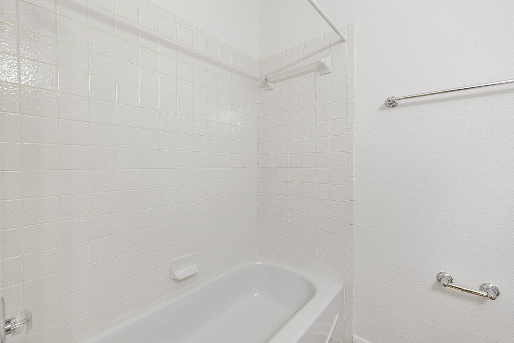 4620 W William Cannon Dr # 4, Austin, TX 78749