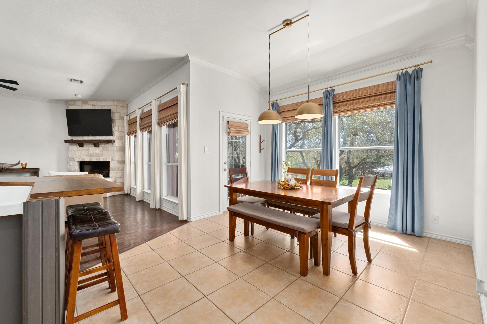 11201 W Cave Blvd, Dripping Springs, TX 78620