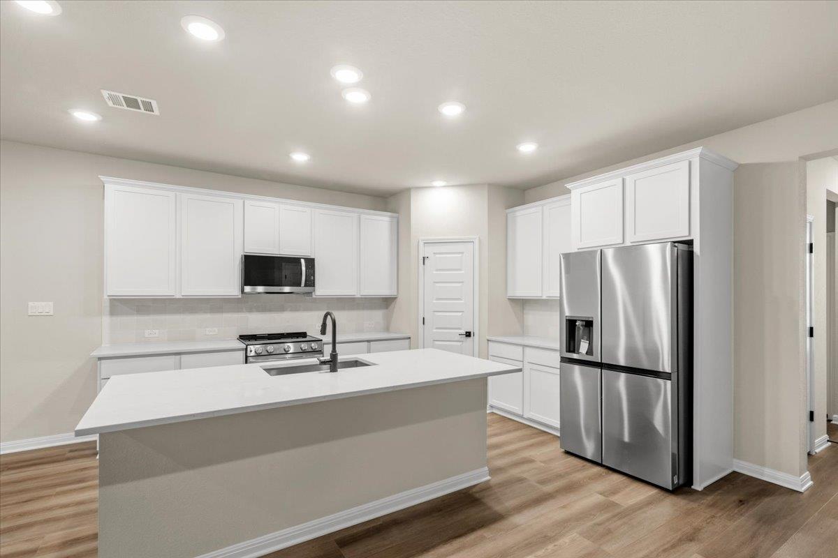 5900 Whisper Creek Dr # 413, Georgetown, TX 78628