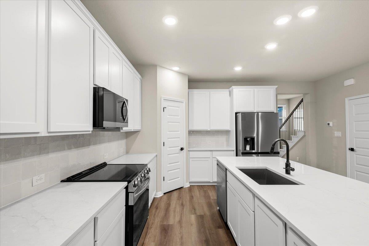 5900 Whisper Creek Dr # 413, Georgetown, TX 78628