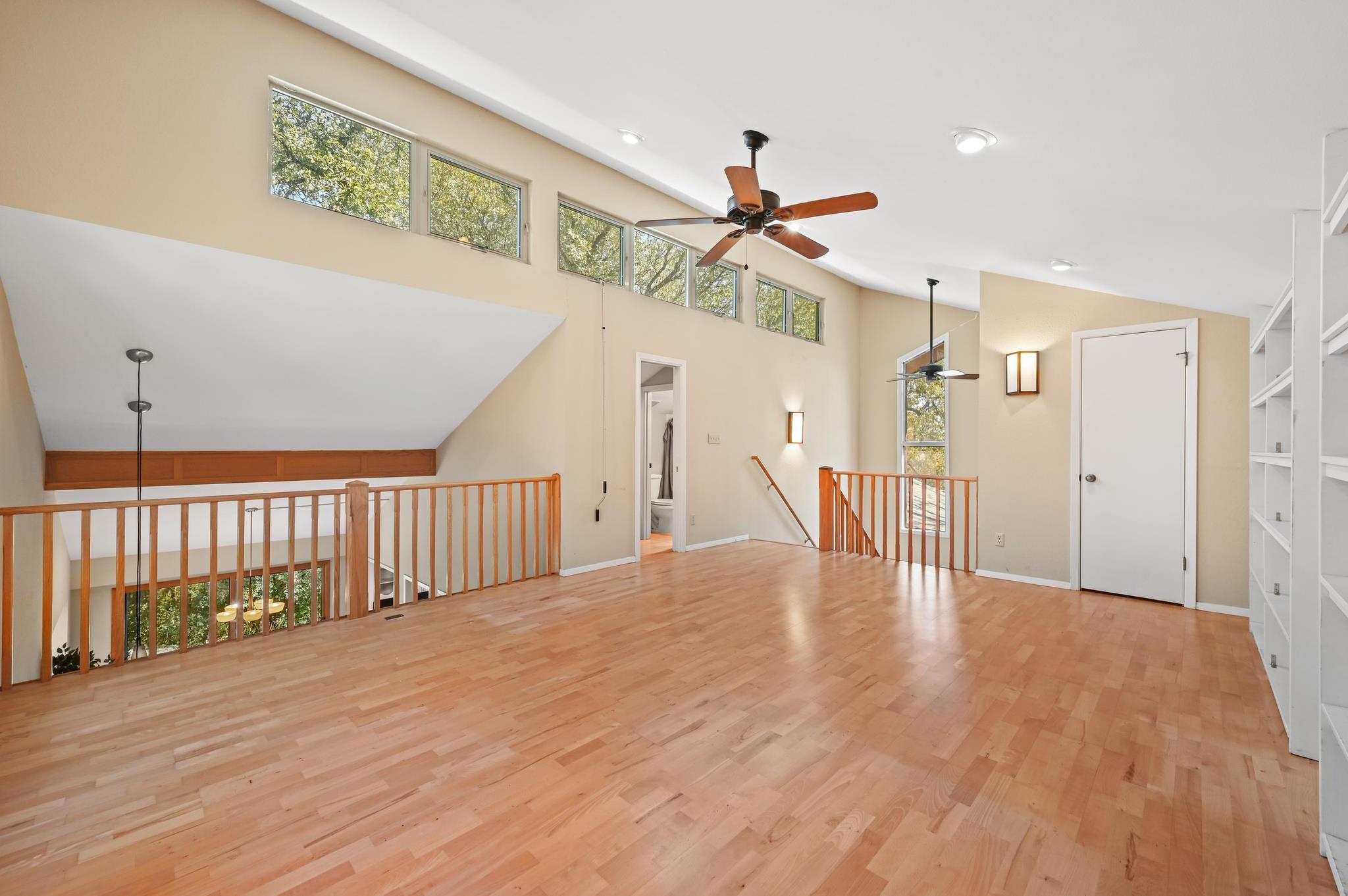 8504 Tallwood Dr, Austin, TX 78759