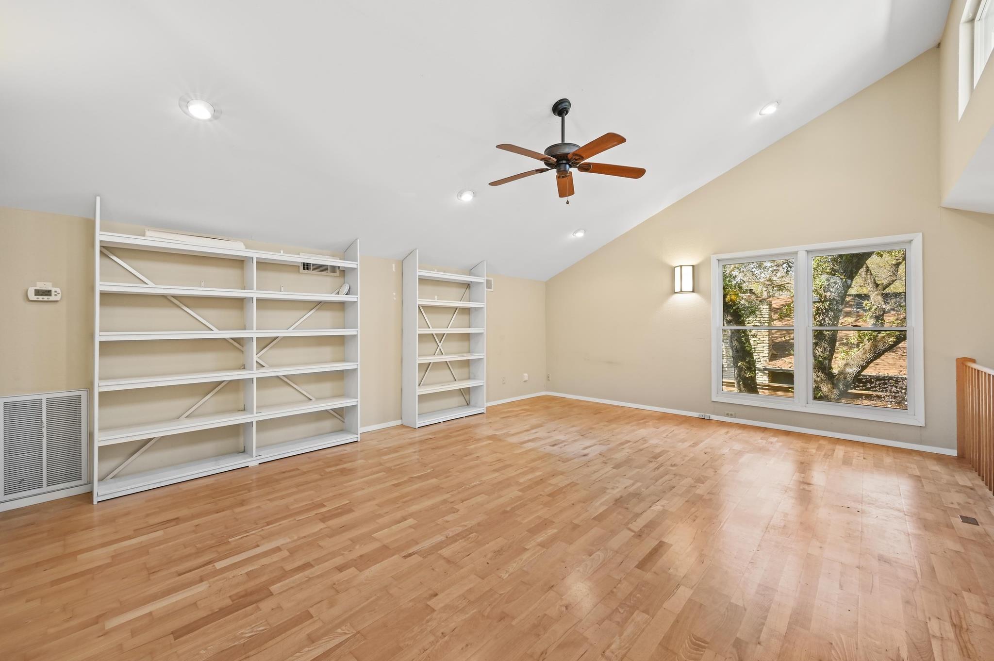 8504 Tallwood Dr, Austin, TX 78759