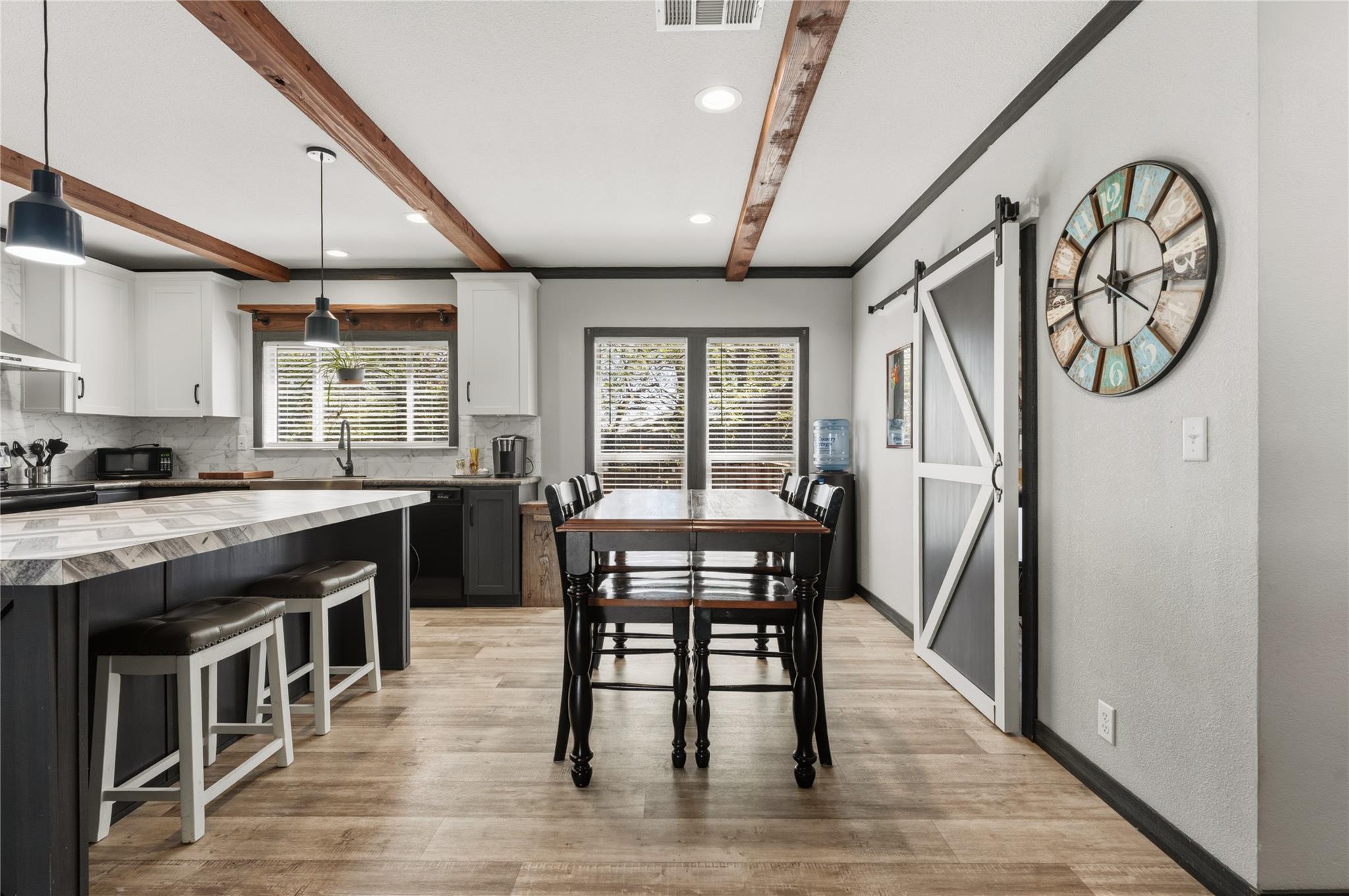 313 S Ave F Ave, Johnson City, TX 78636