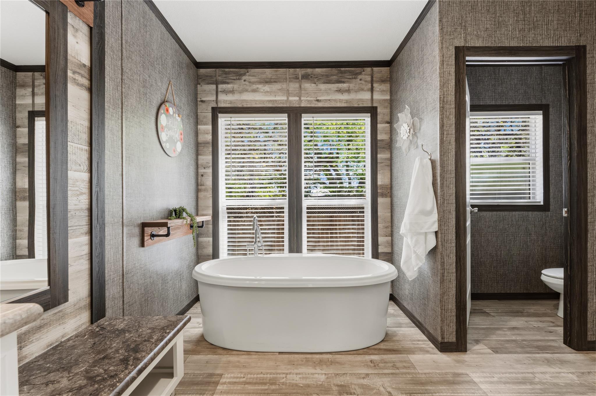 313 S Ave F Ave, Johnson City, TX 78636