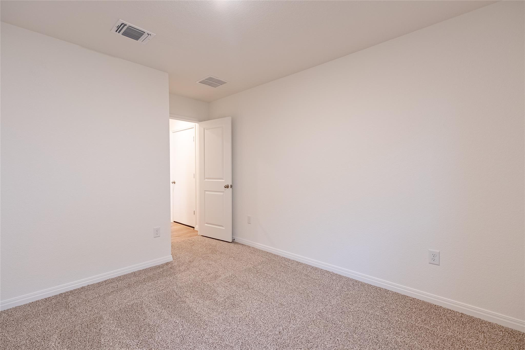 537 Osprey Dr, Leander, TX 78641