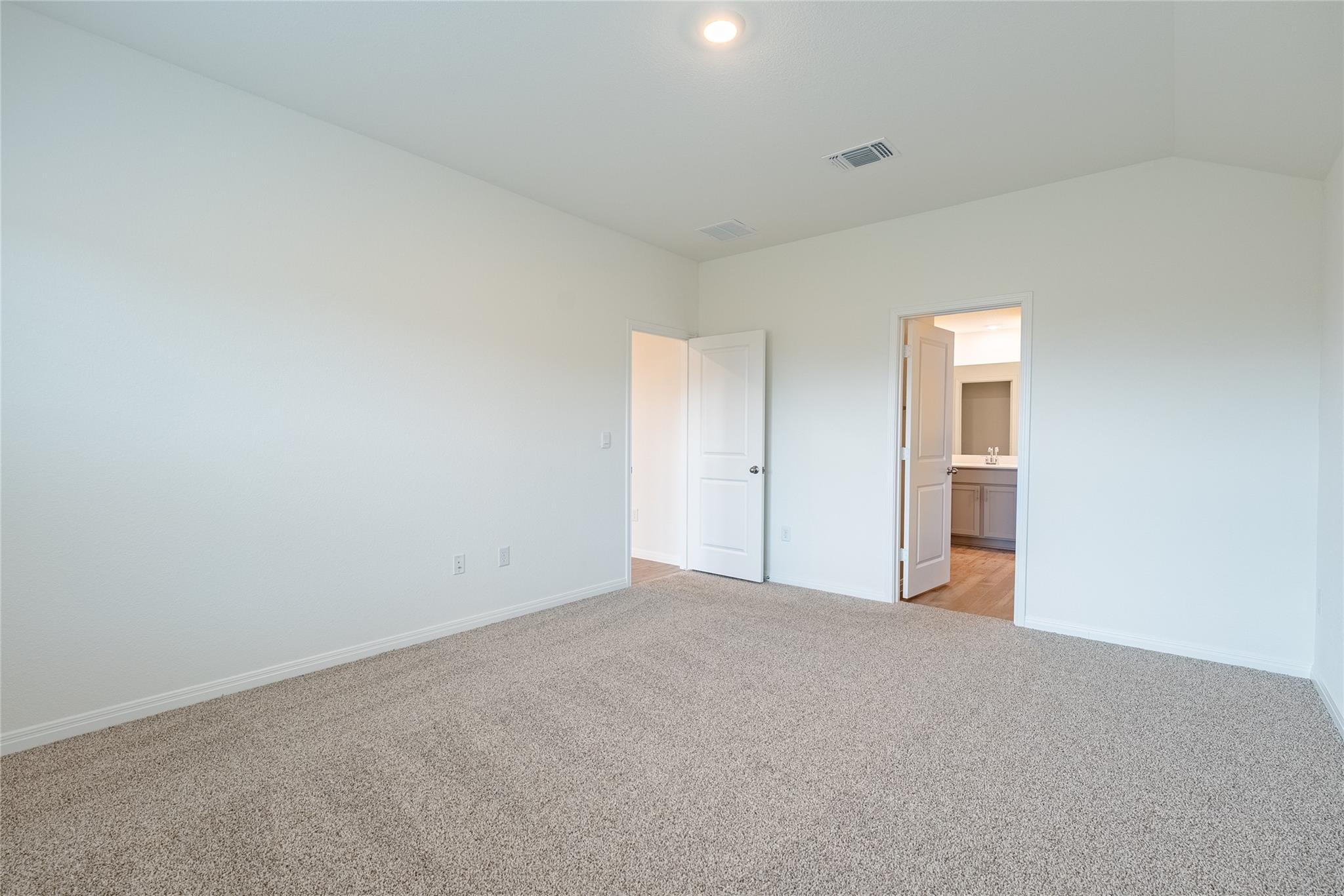 537 Osprey Dr, Leander, TX 78641