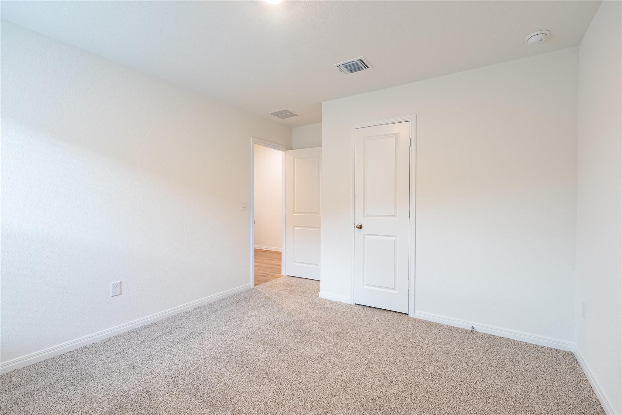 537 Osprey Dr, Leander, TX 78641