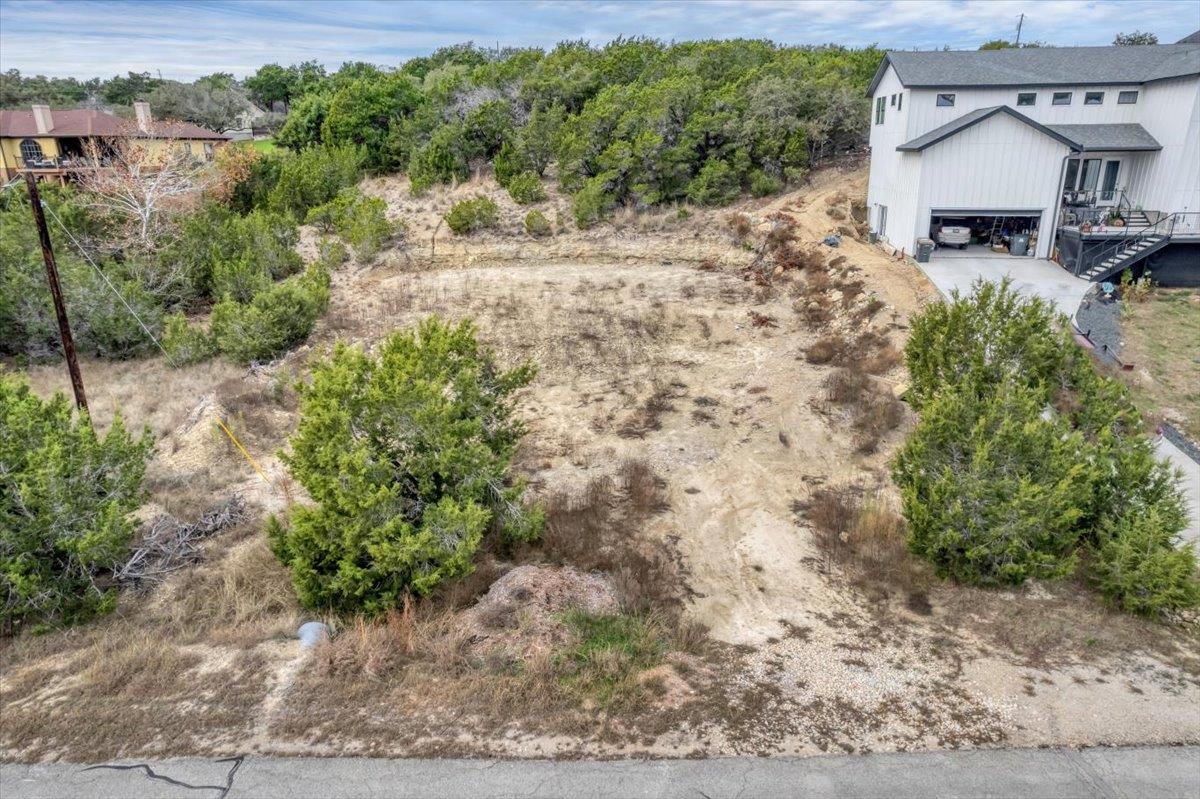 312 Alloway Dr, Spicewood, TX 78669