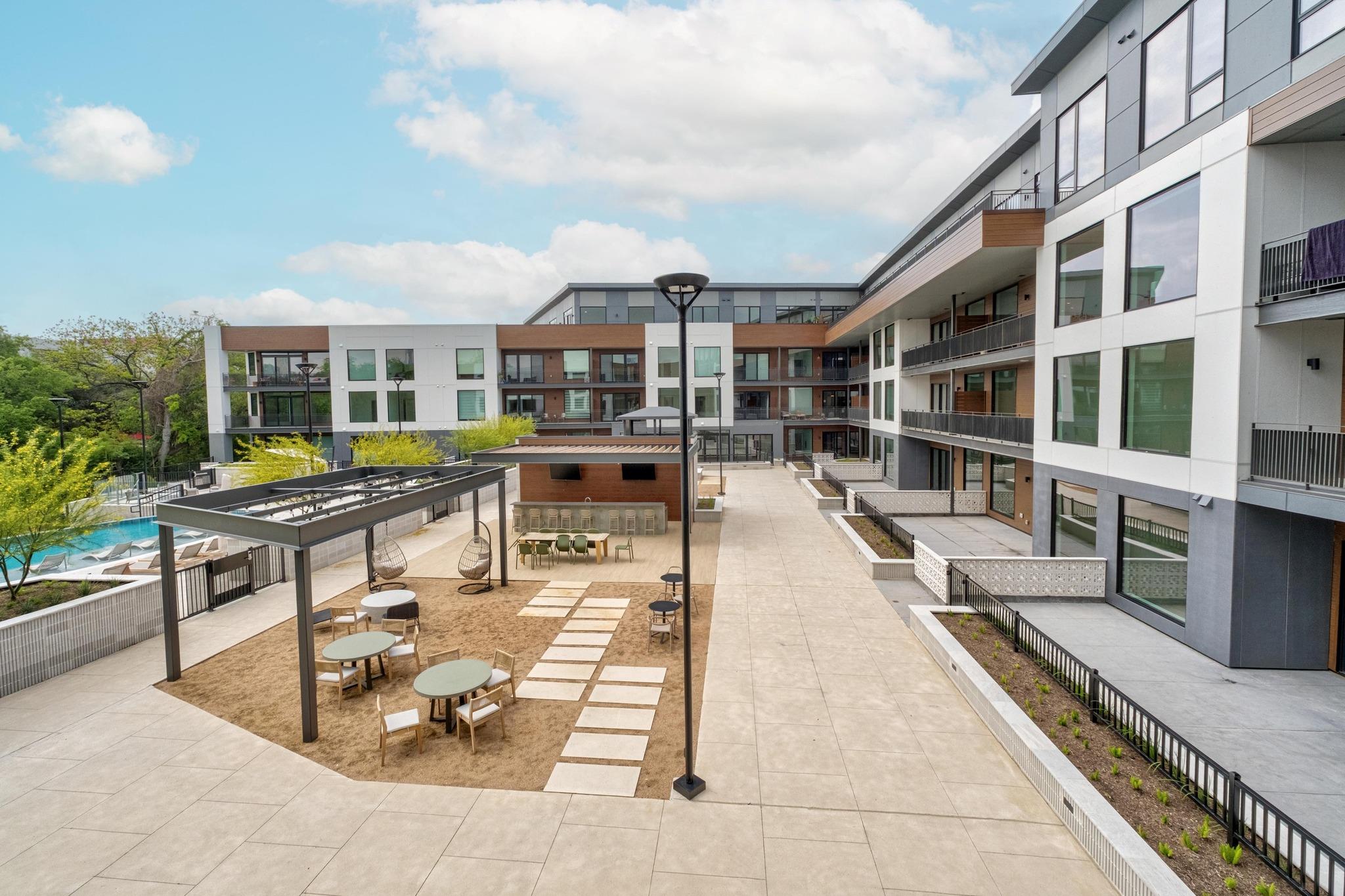 2209 S 1st St # 217, Austin, TX 78704