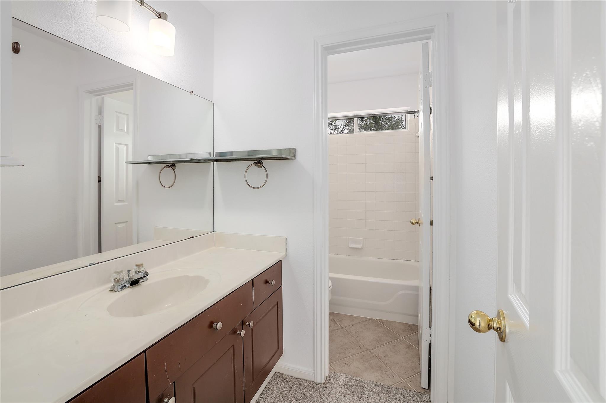 13401 Lamplight Village Ave, Austin, TX 78727