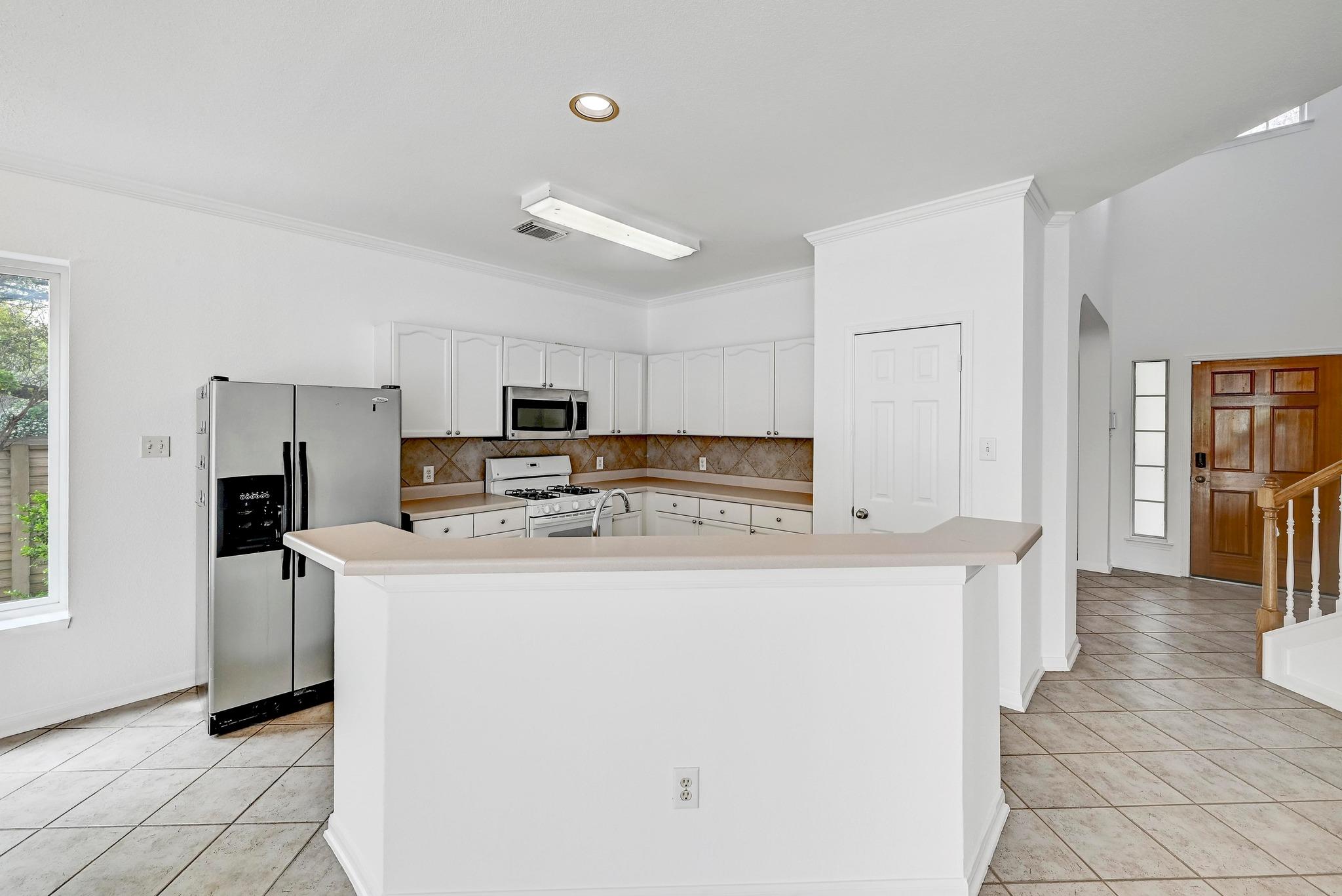 13401 Lamplight Village Ave, Austin, TX 78727