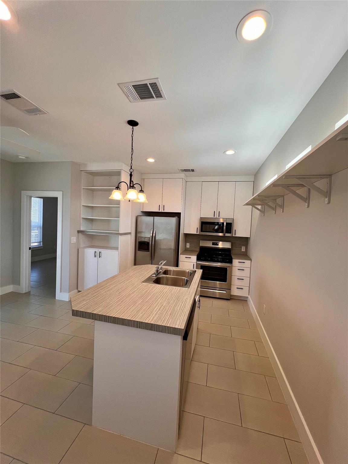 1101 Stobaugh St # B, Austin, TX 78757