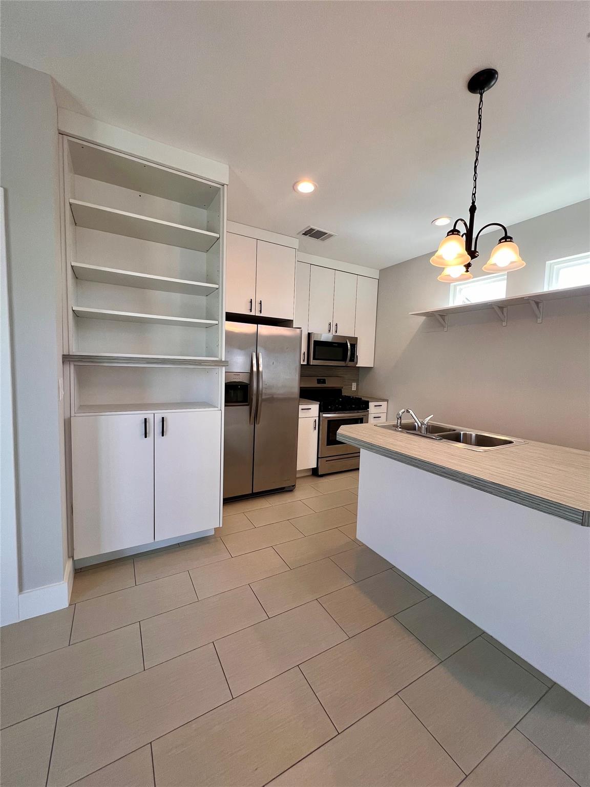 1101 Stobaugh St # B, Austin, TX 78757