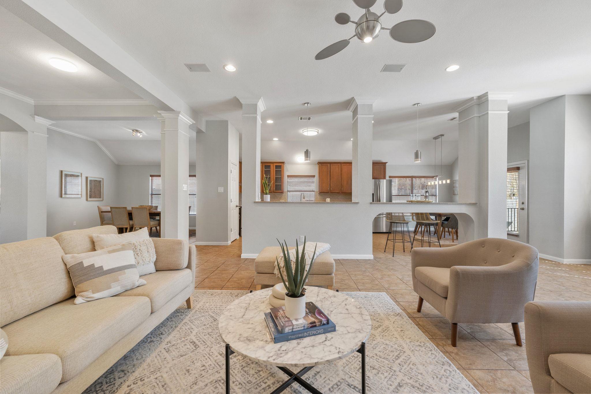 9905 Savannah Ridge Dr, Austin, TX 78726