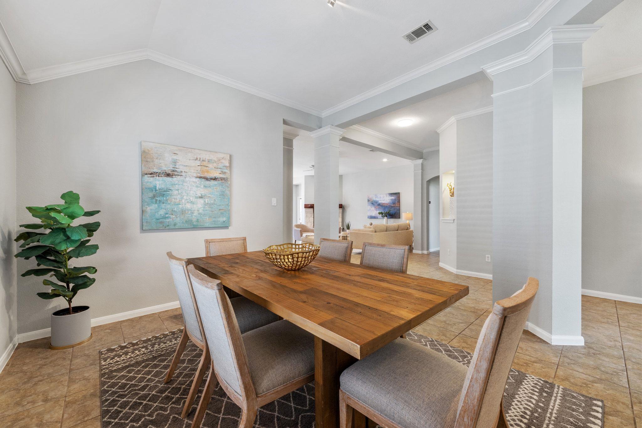 9905 Savannah Ridge Dr, Austin, TX 78726