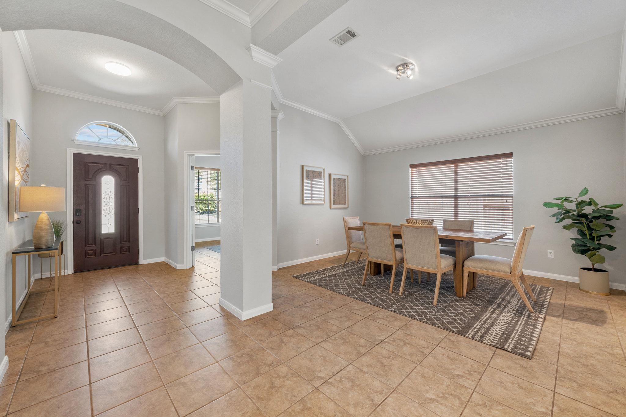 9905 Savannah Ridge Dr, Austin, TX 78726