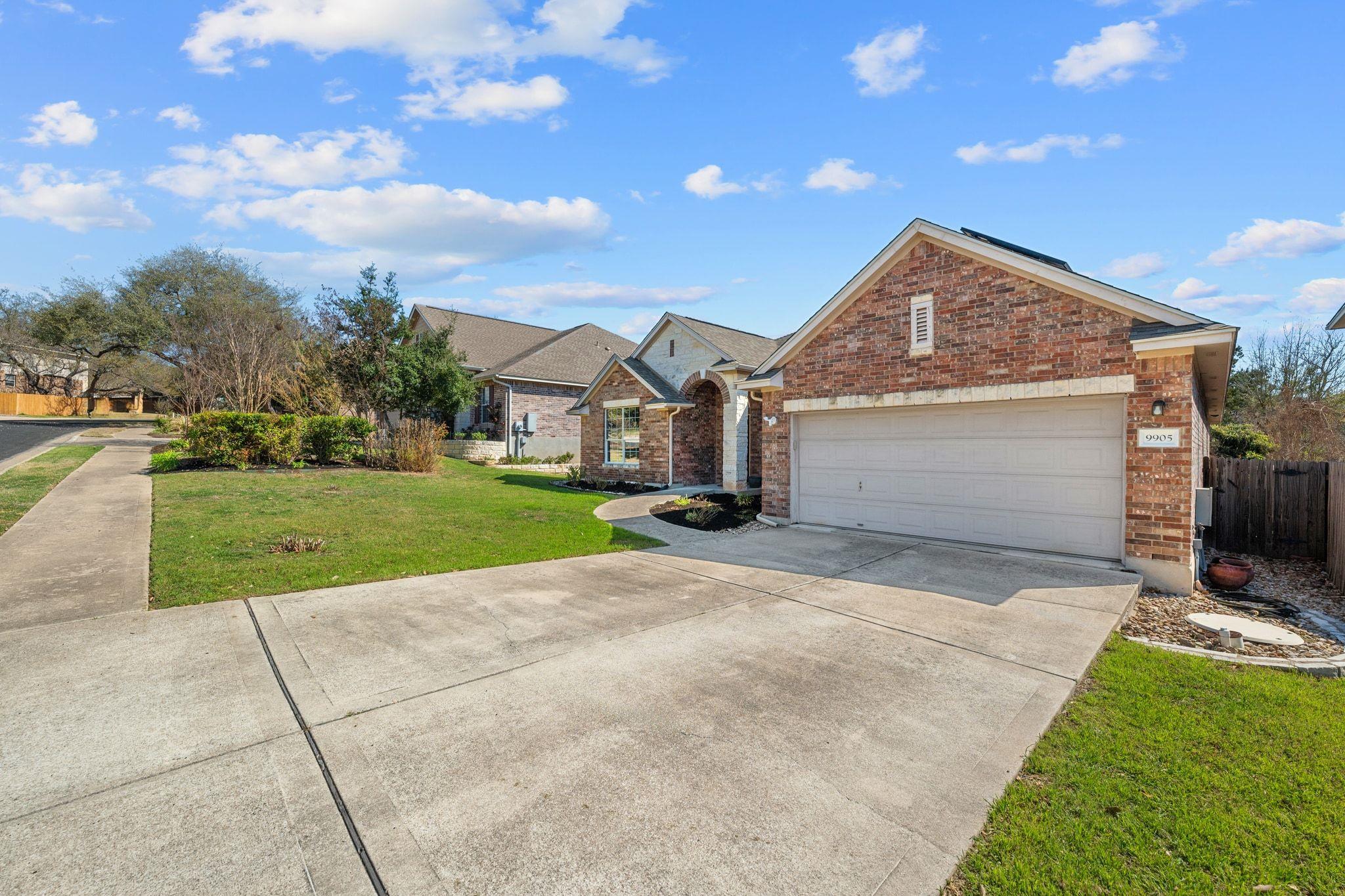 9905 Savannah Ridge Dr, Austin, TX 78726