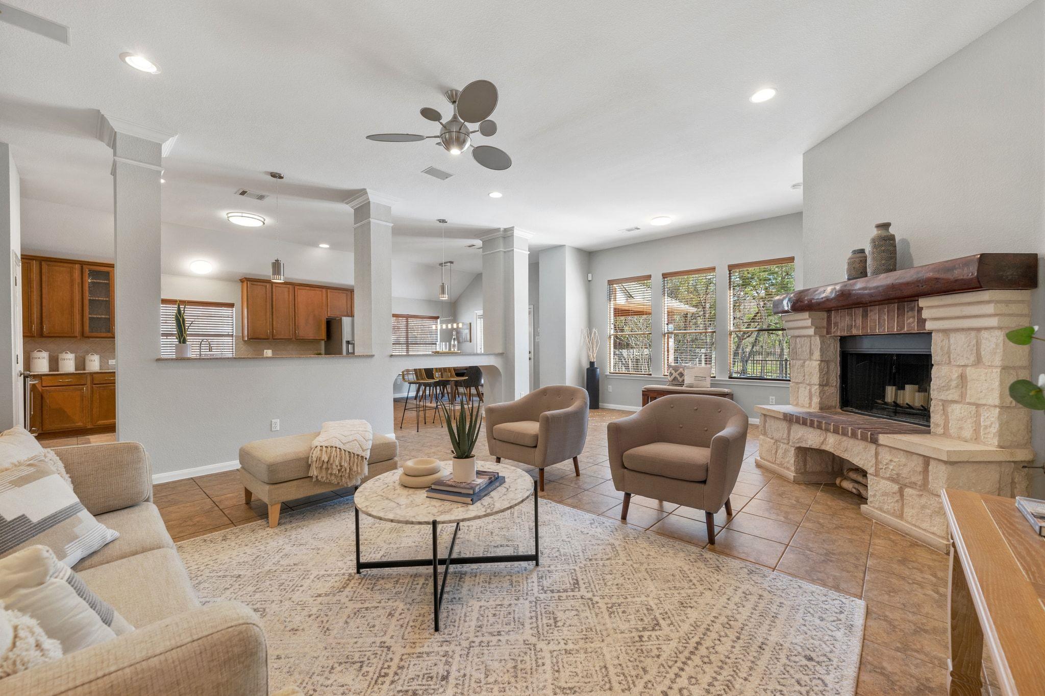 9905 Savannah Ridge Dr, Austin, TX 78726