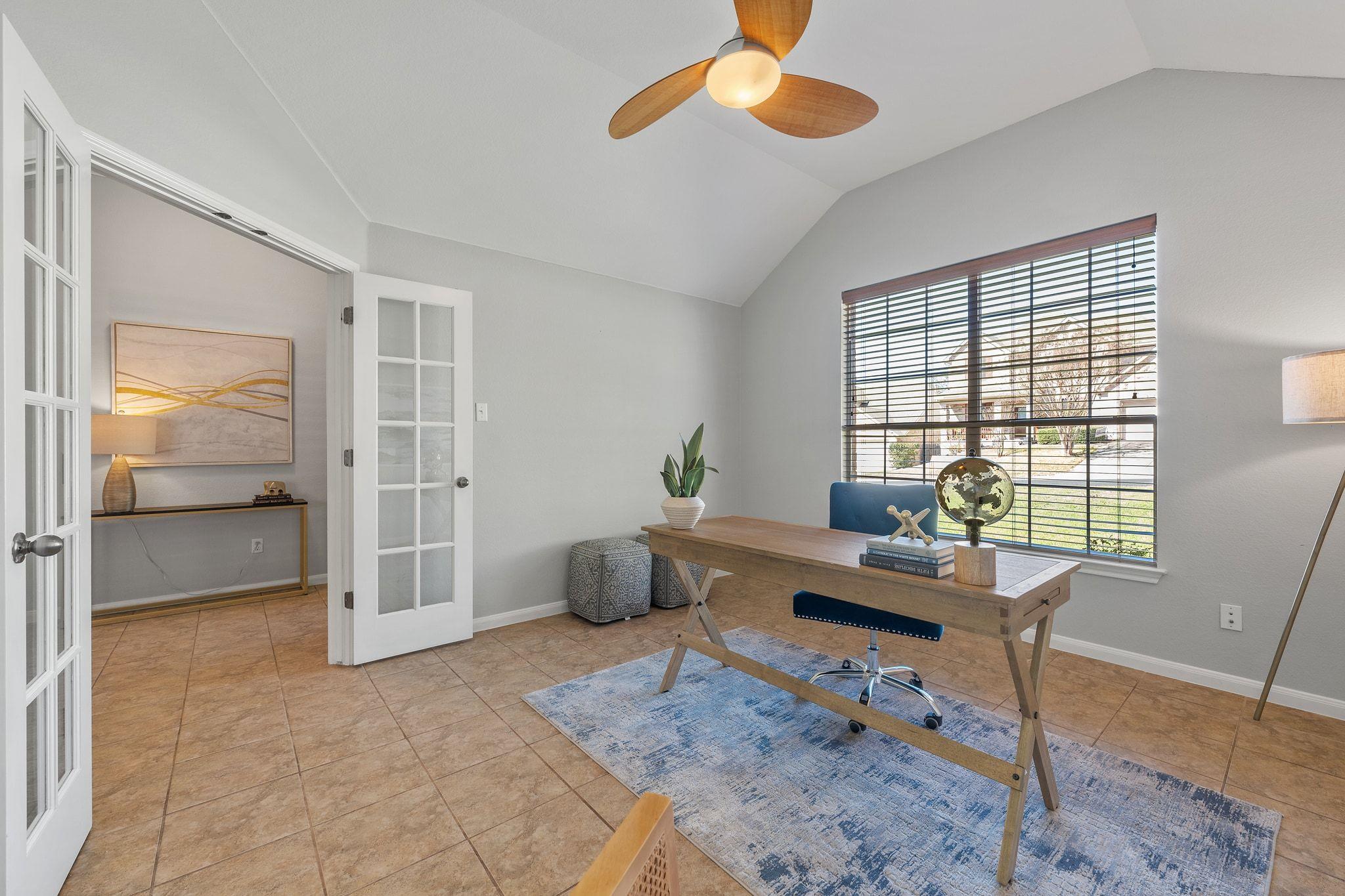 9905 Savannah Ridge Dr, Austin, TX 78726