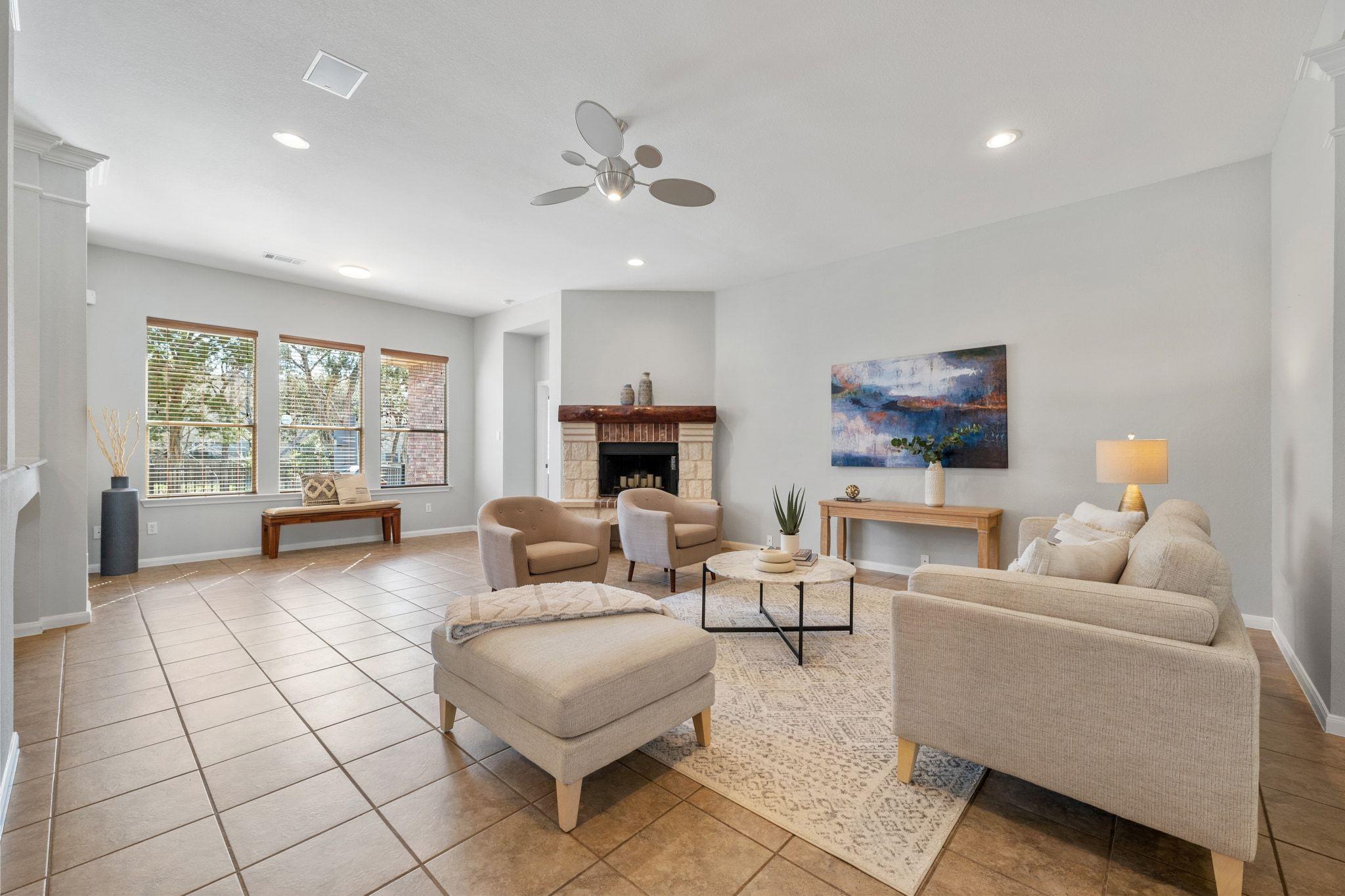 9905 Savannah Ridge Dr, Austin, TX 78726