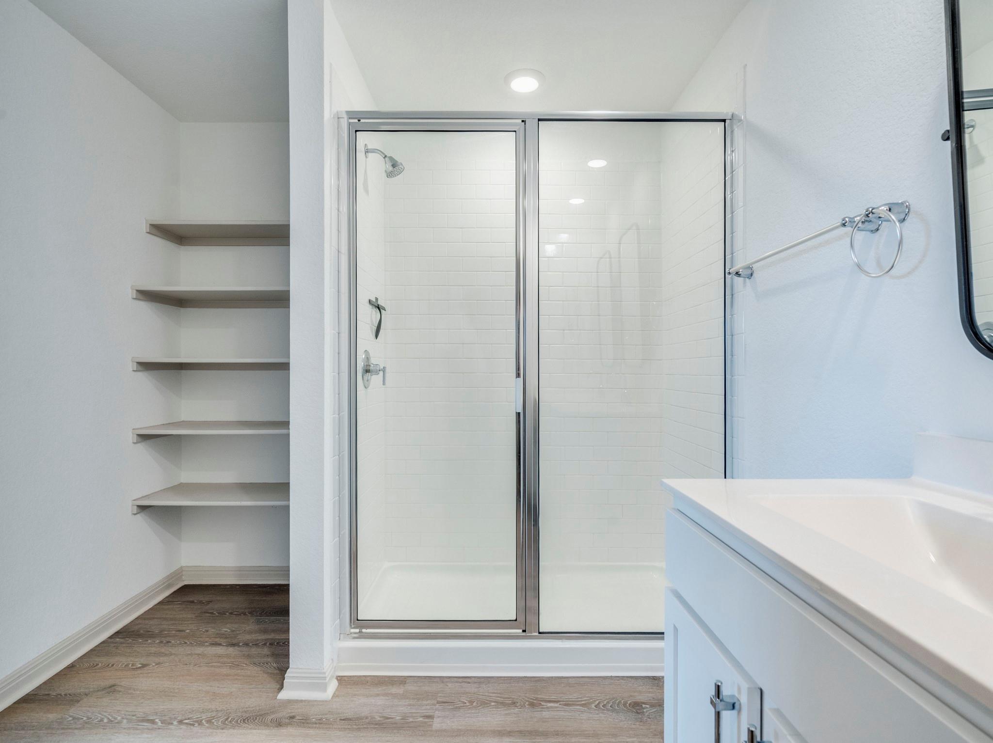 206 Fort Clark Springs Dr, Hutto, TX 78634