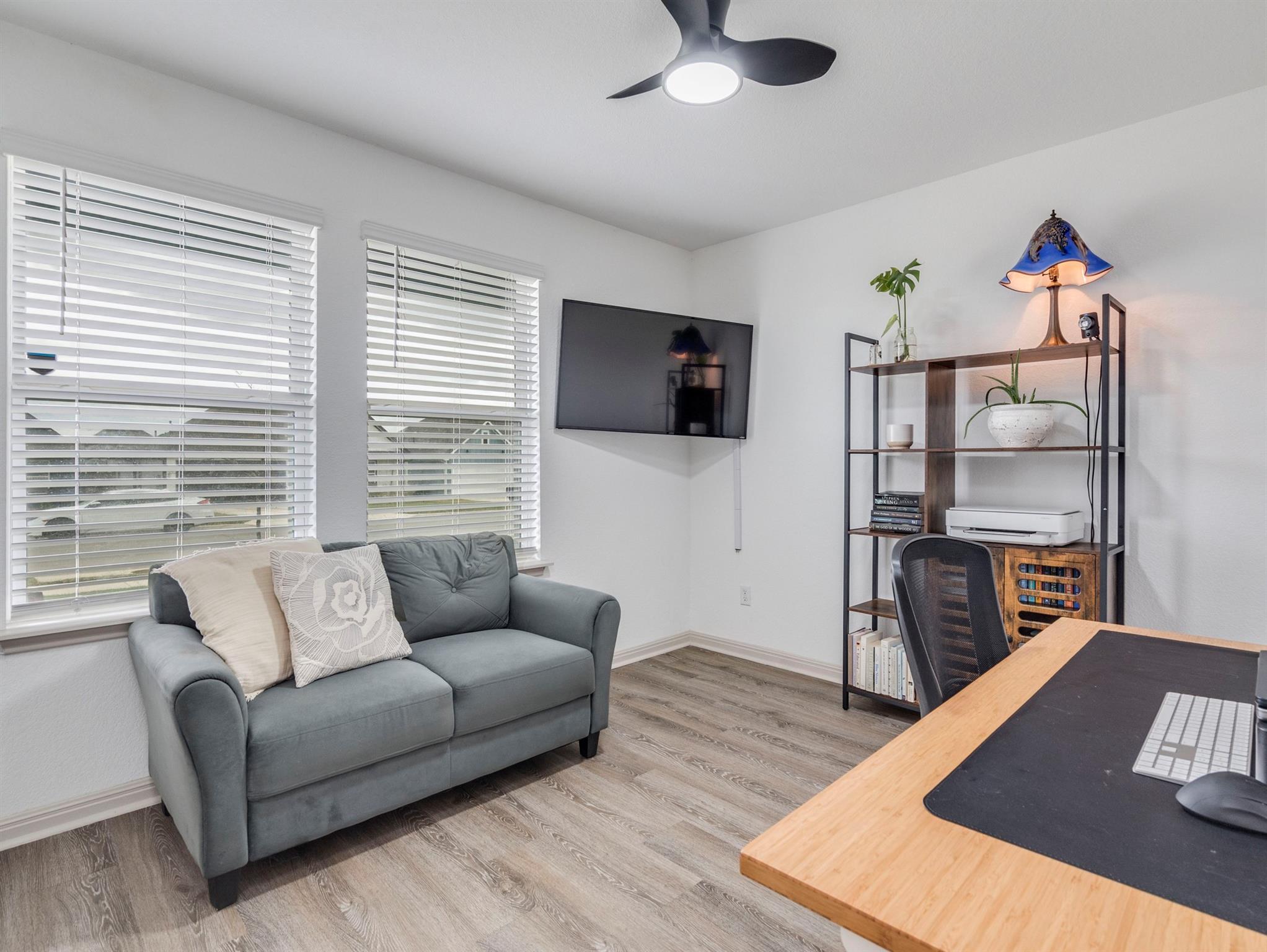 206 Fort Clark Springs Dr, Hutto, TX 78634