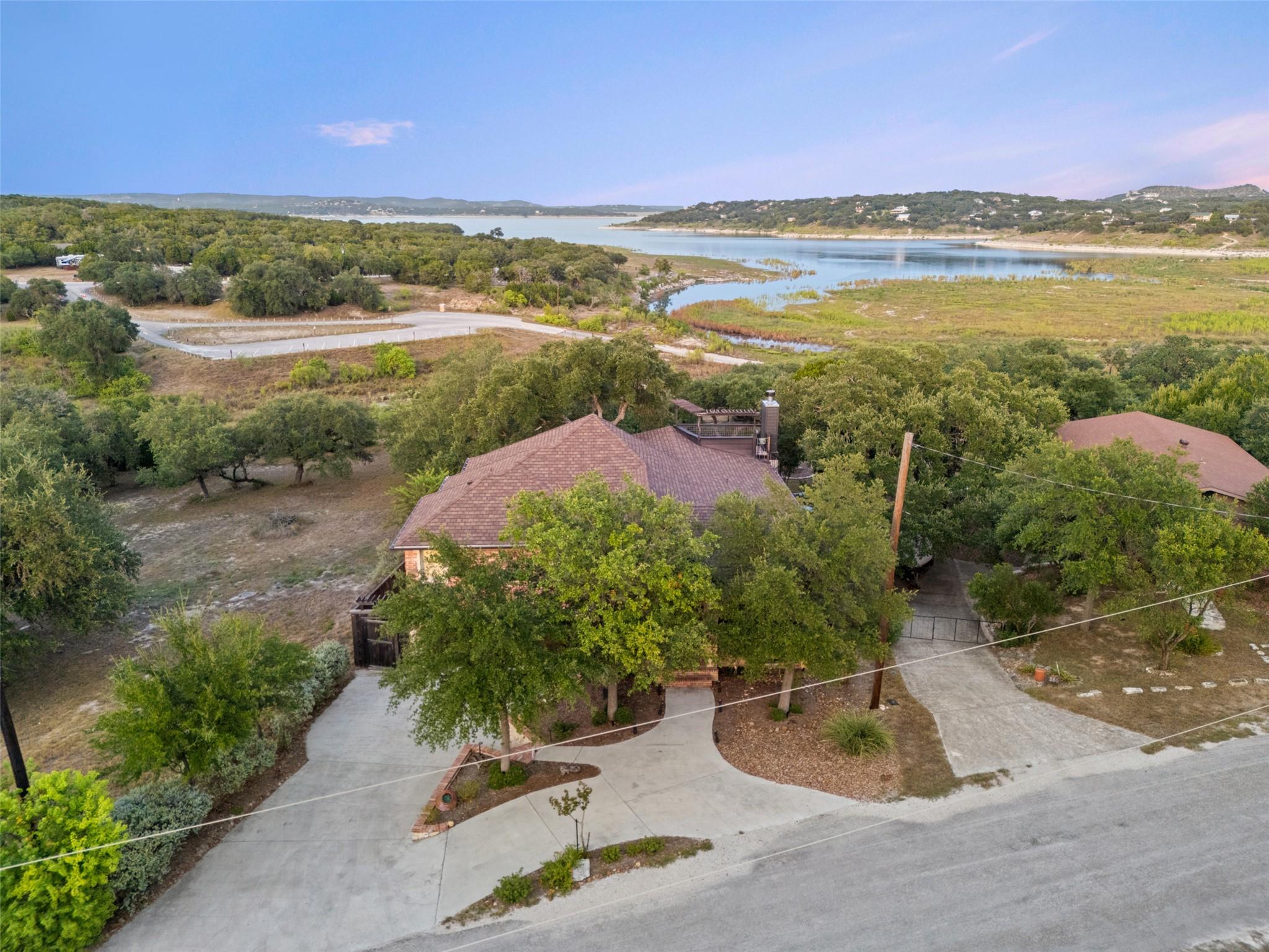 259 Oak Hideaway Dr, Canyon Lake, TX 78133