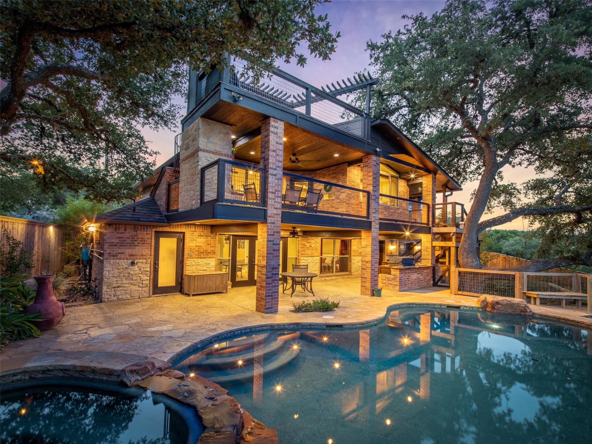 259 Oak Hideaway Dr, Canyon Lake, TX 78133