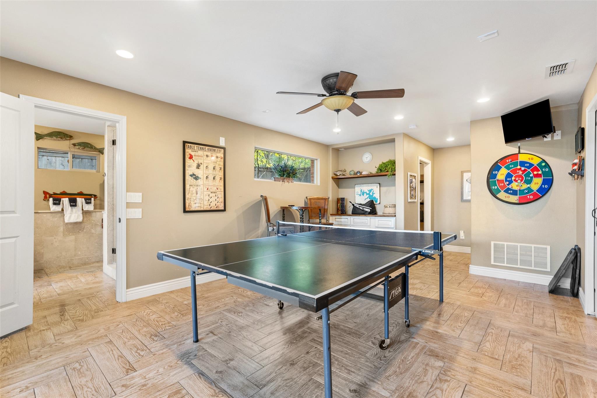 259 Oak Hideaway Dr, Canyon Lake, TX 78133