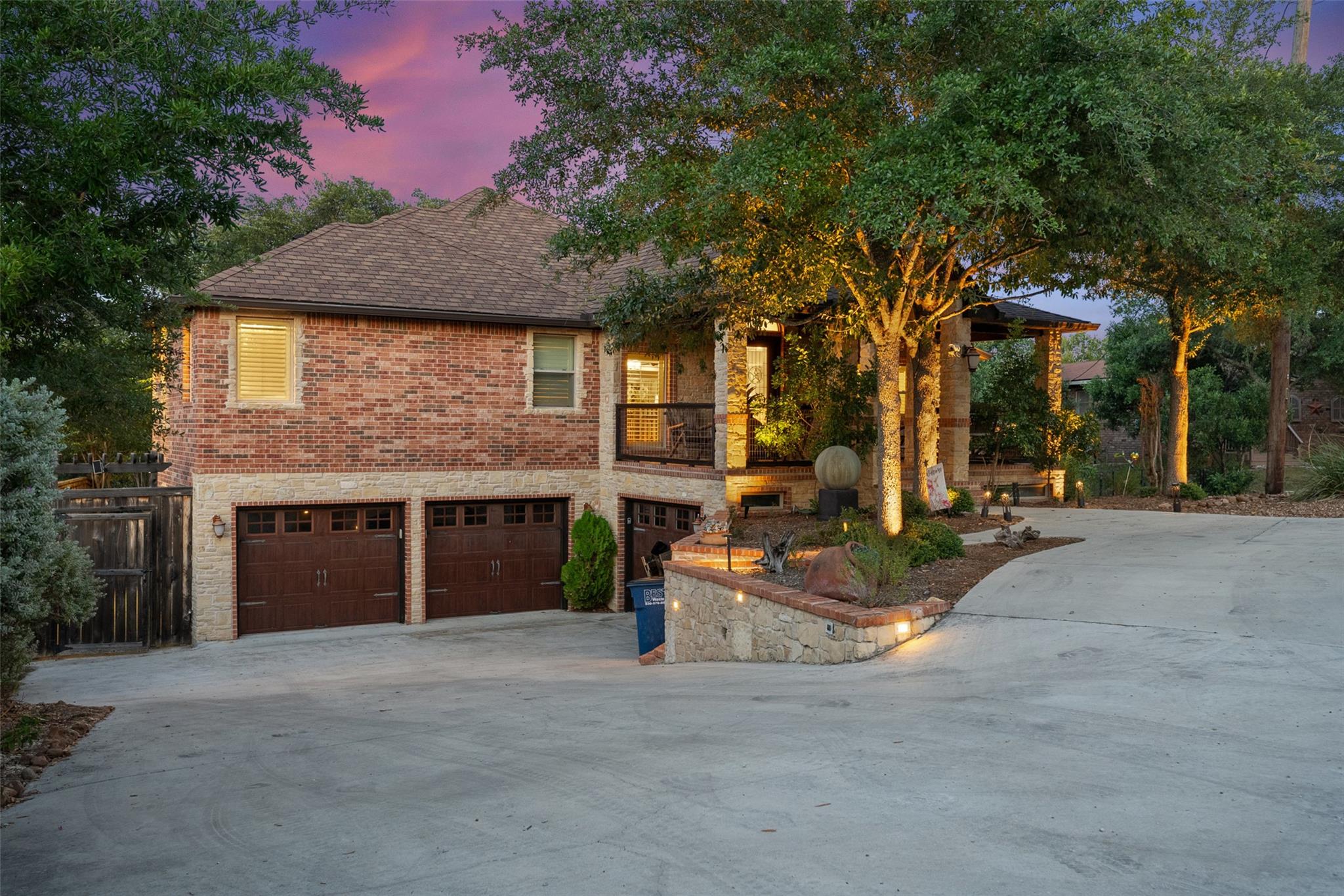 259 Oak Hideaway Dr, Canyon Lake, TX 78133