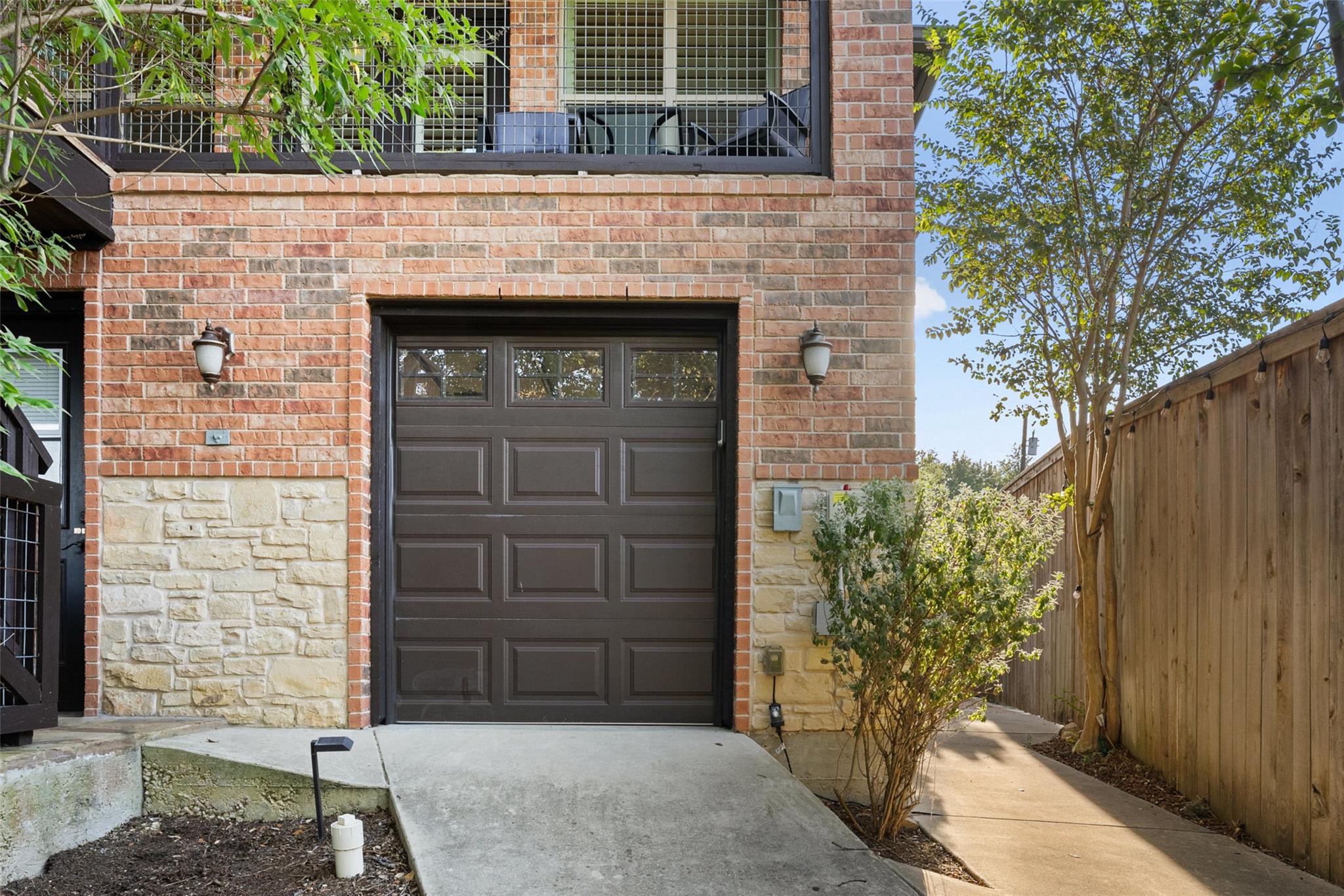 259 Oak Hideaway Dr, Canyon Lake, TX 78133