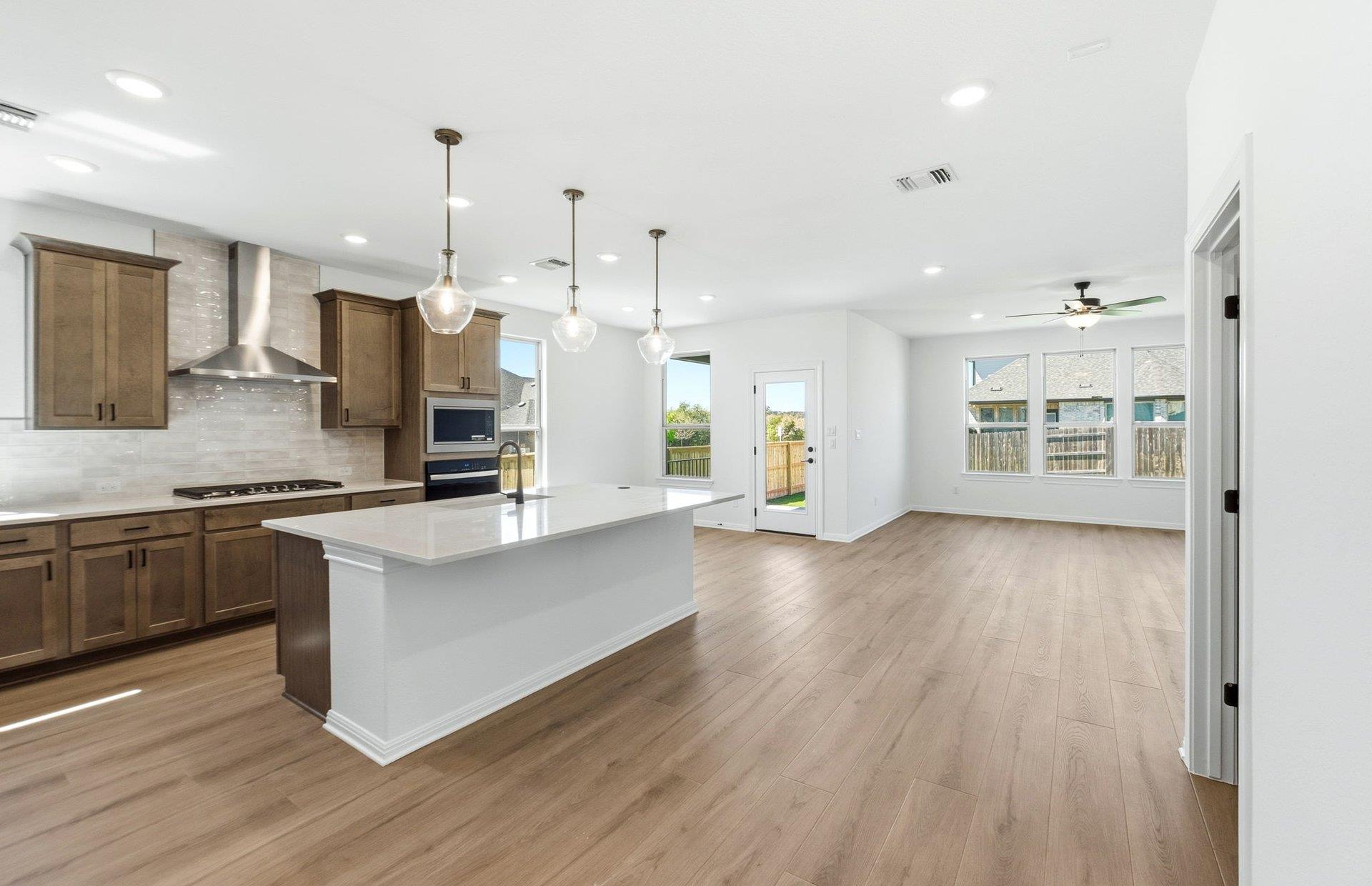 144 Elm View Dr, Georgetown, TX 78628