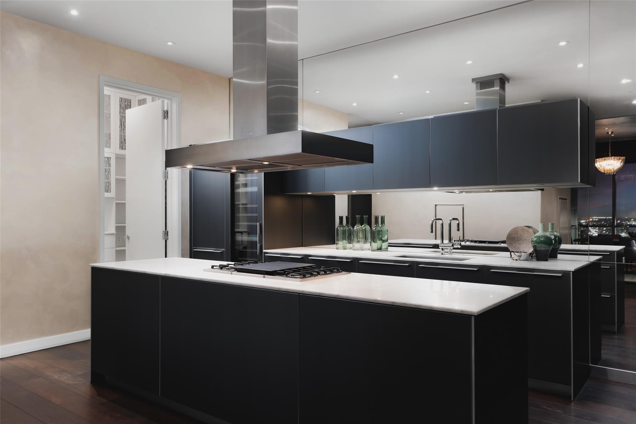 210 Lavaca St # 3601, Austin, TX 78701