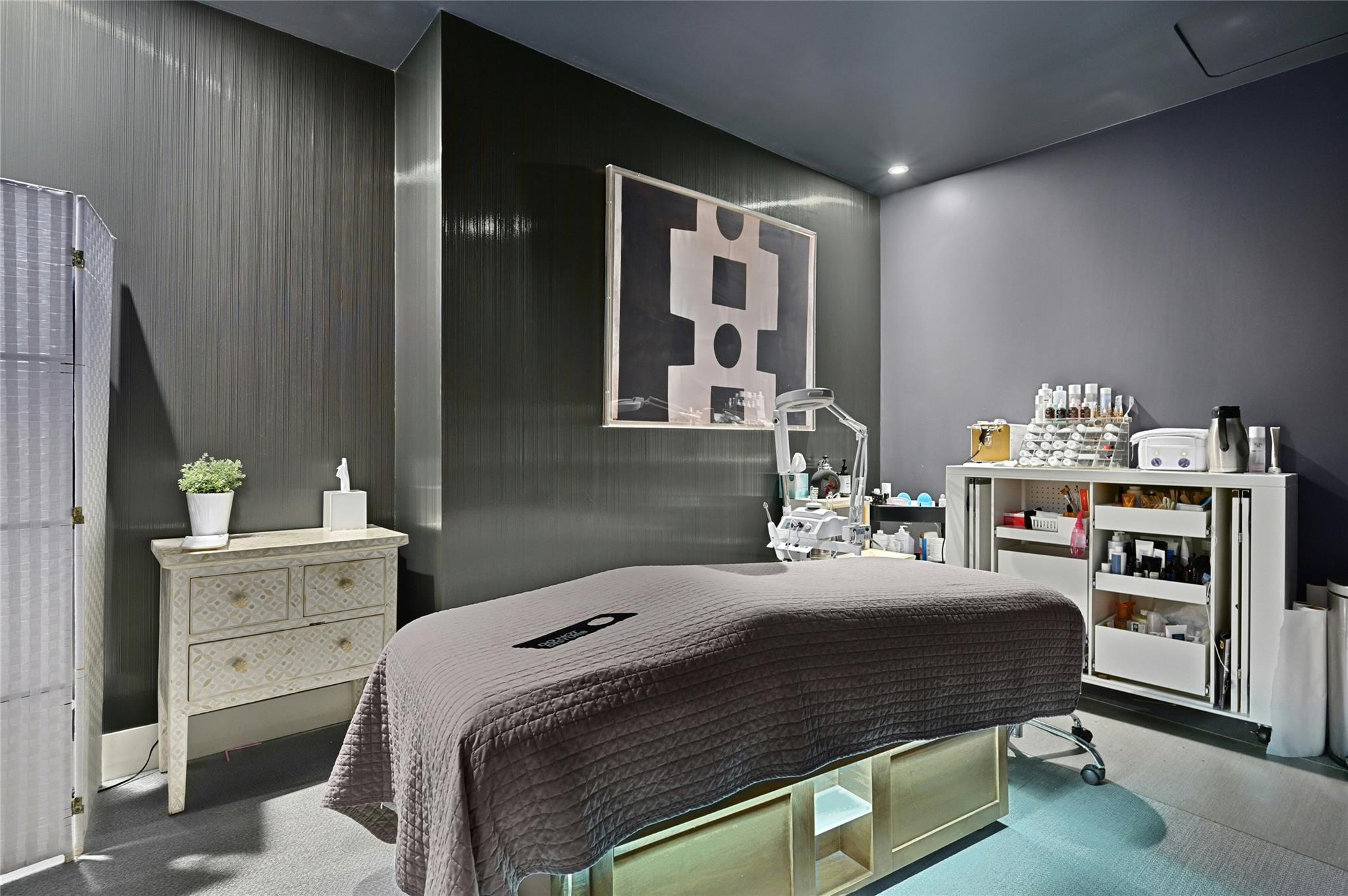 210 Lavaca St # 3601, Austin, TX 78701