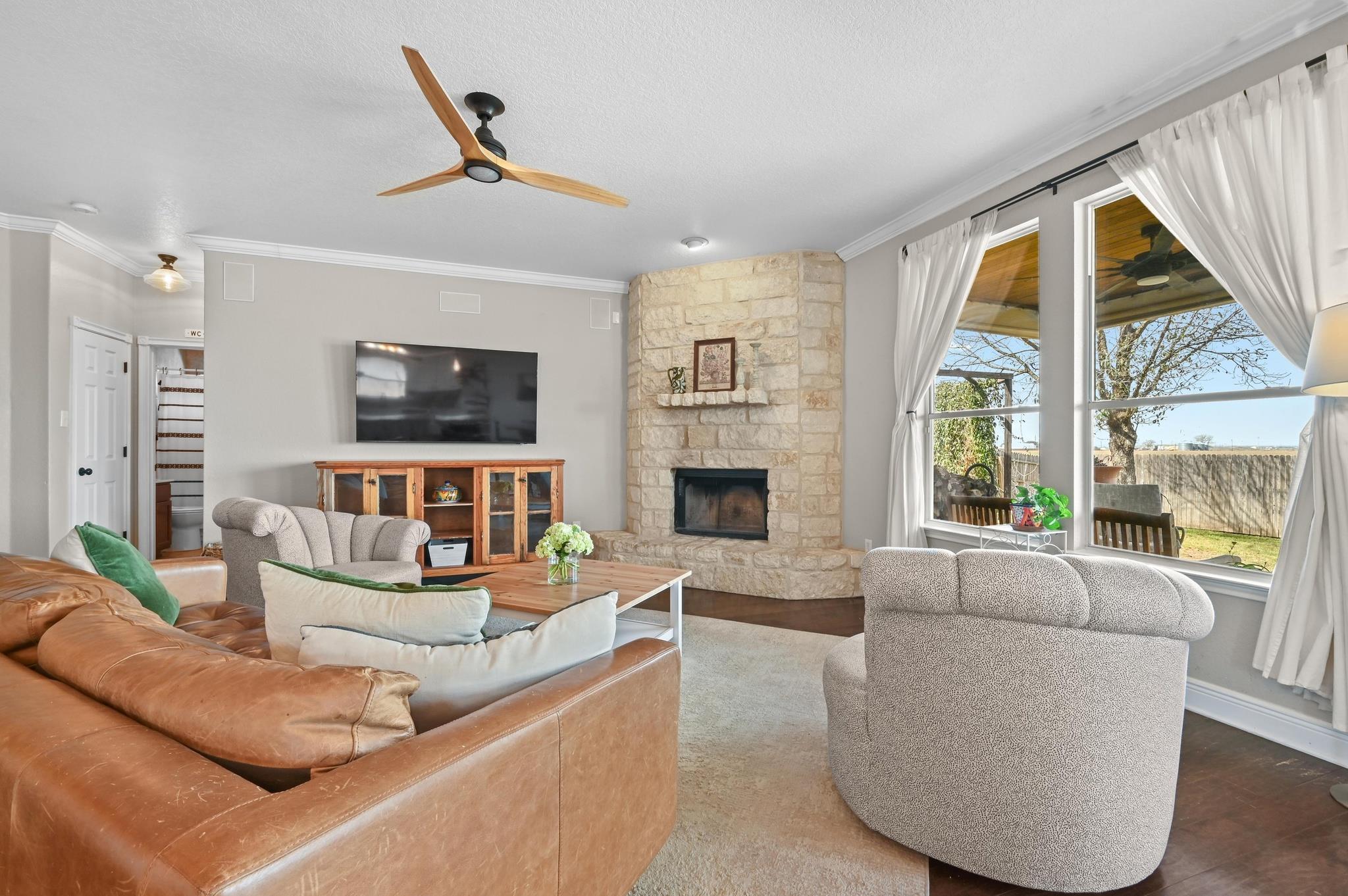 939 Avery Pkwy, New Braunfels, TX 78130