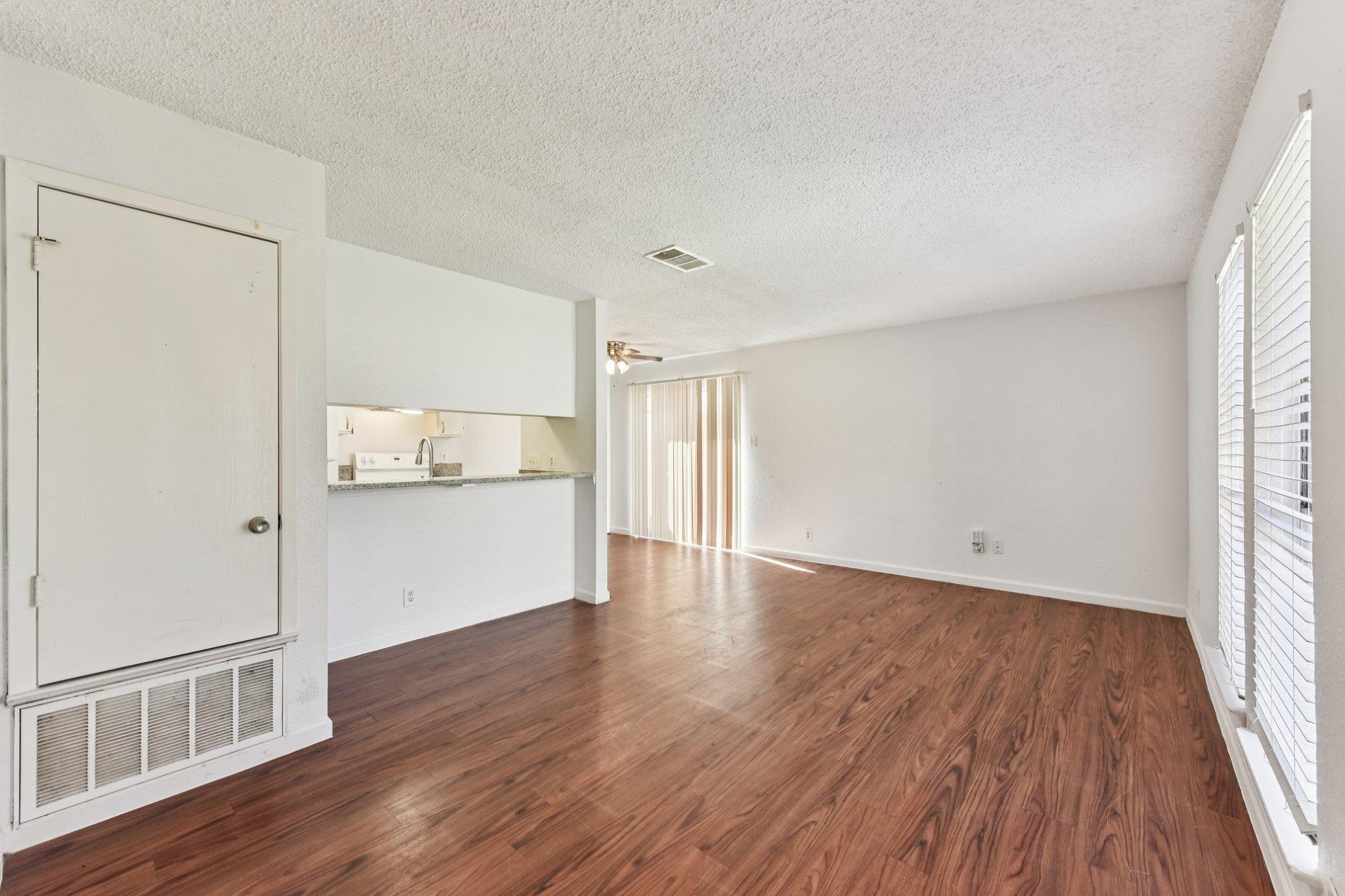 1210 Southport Dr, Austin, TX 78704