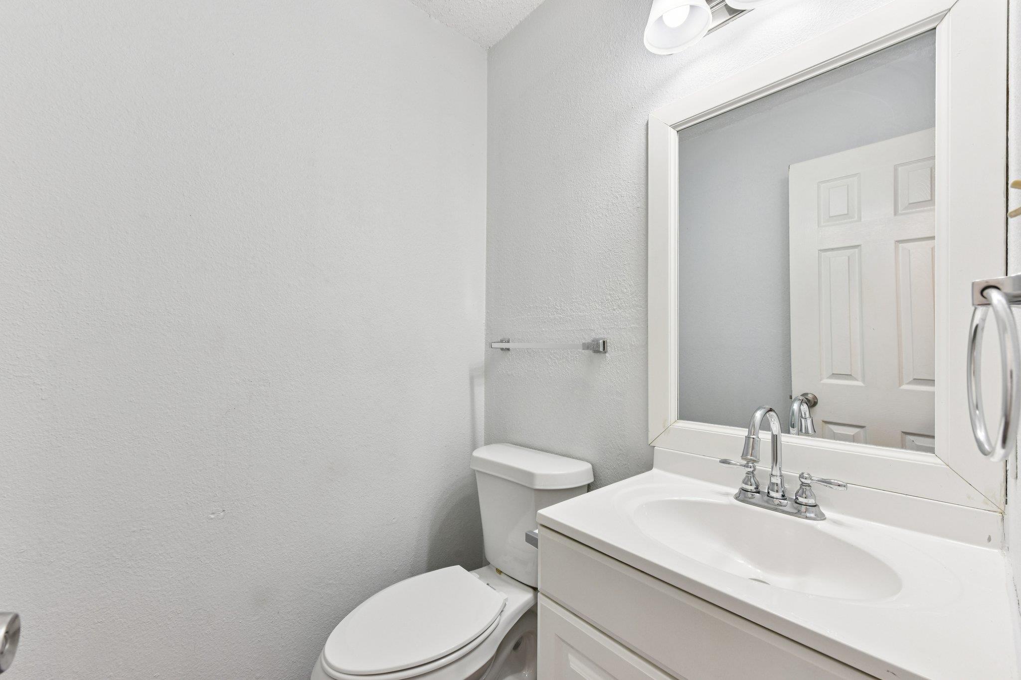 1210 Southport Dr, Austin, TX 78704