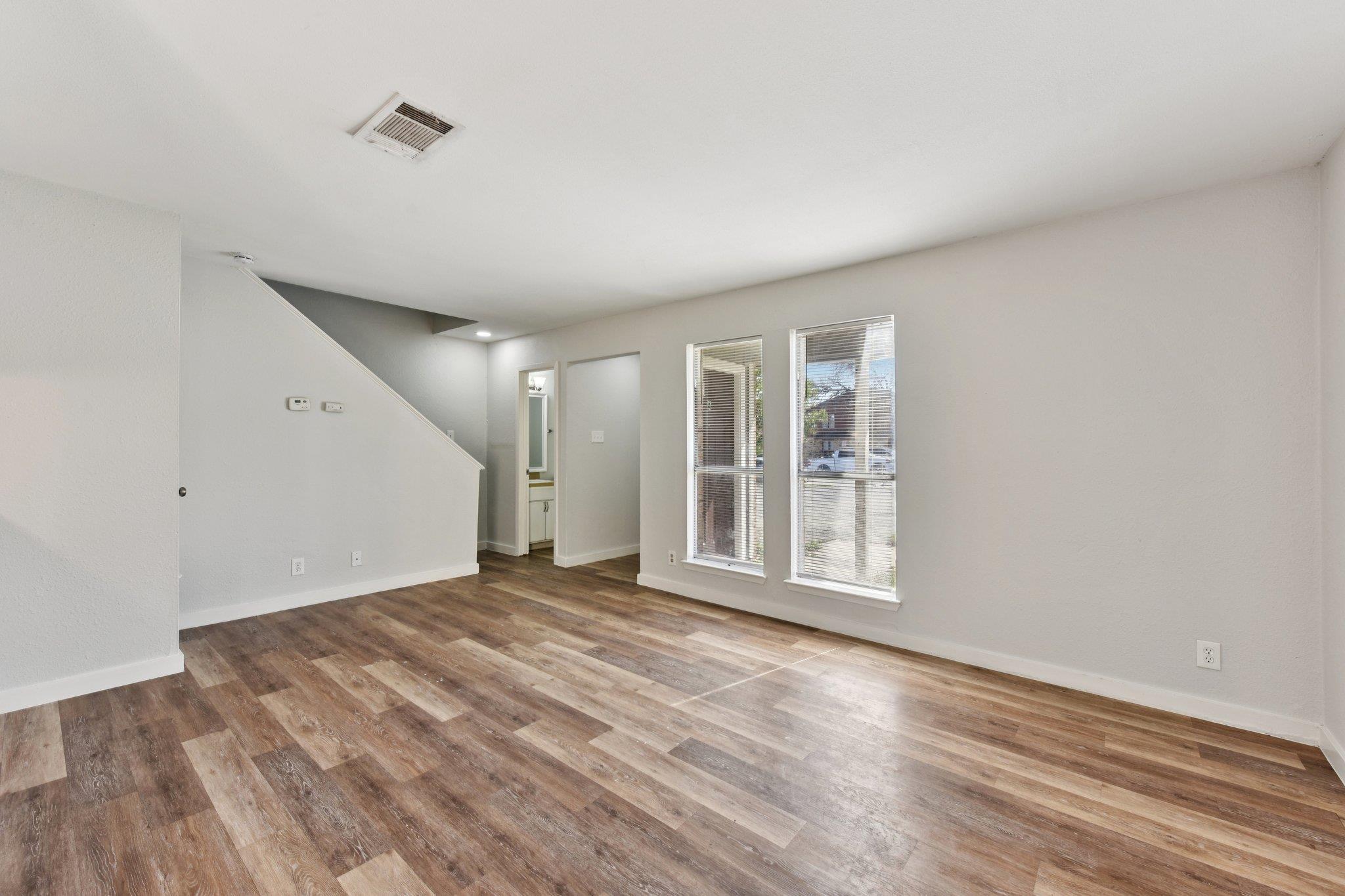 1210 Southport Dr, Austin, TX 78704