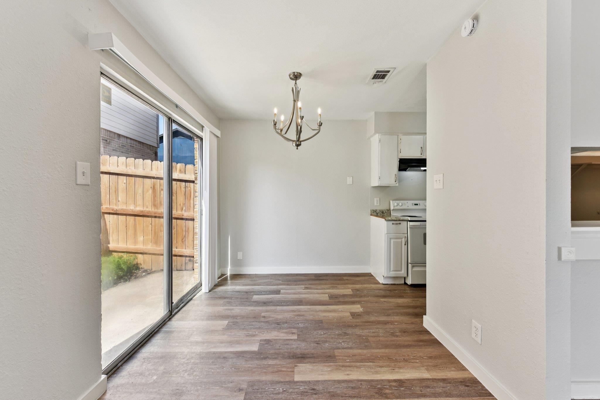 1210 Southport Dr, Austin, TX 78704