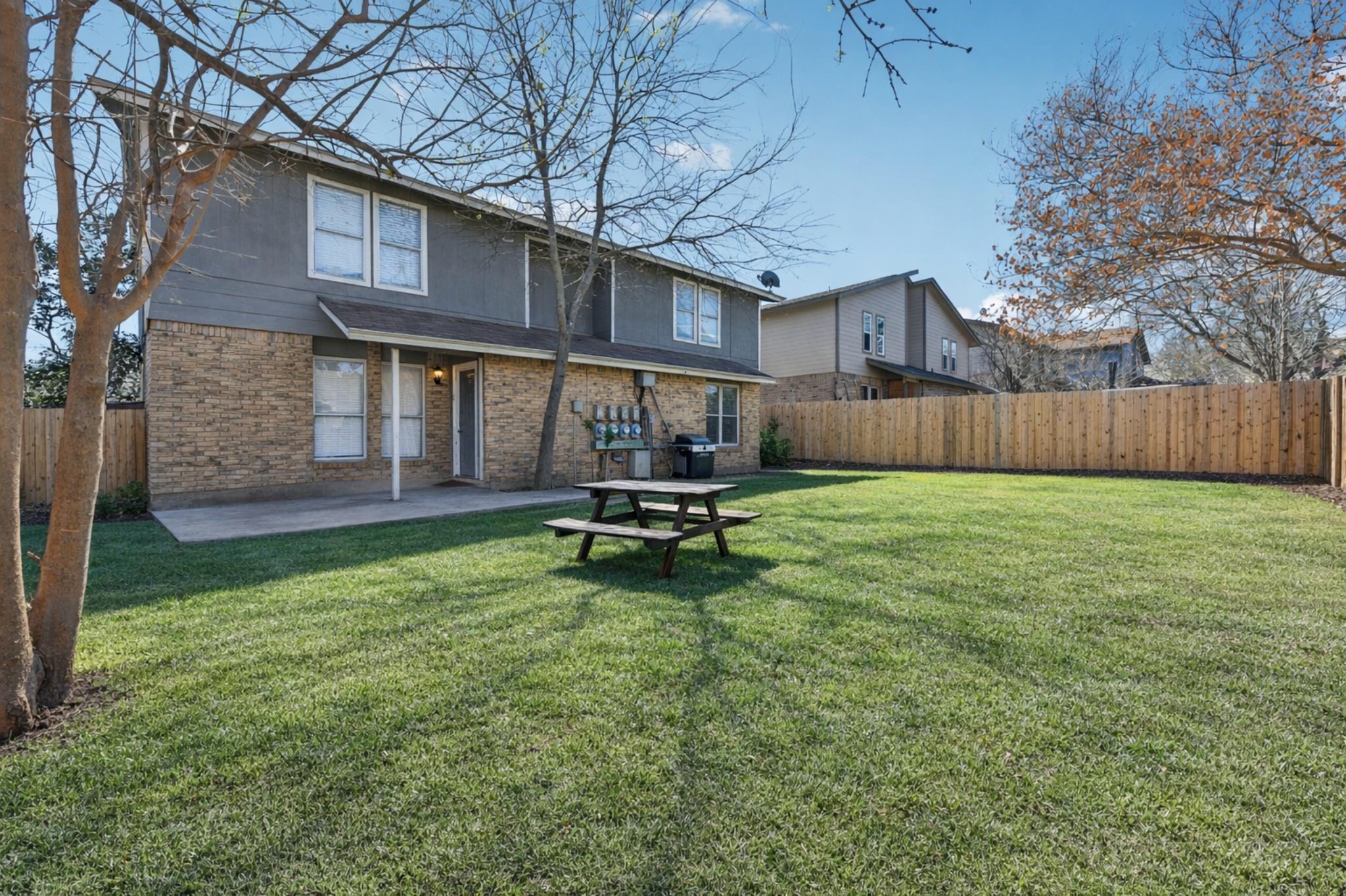 1210 Southport Dr, Austin, TX 78704